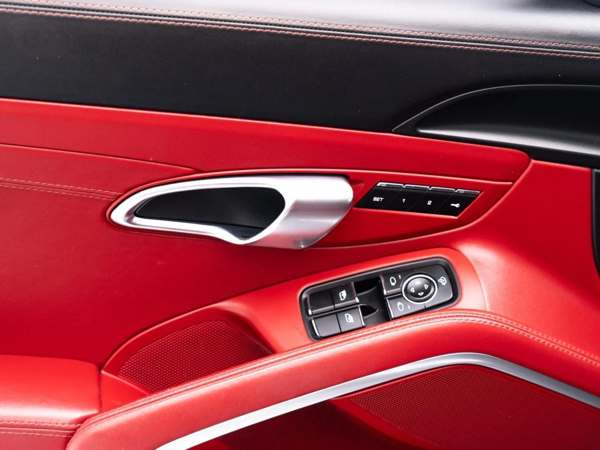 mph021_3352432625_4ed6bf5f3f0006f2ea6739bcca4ef6c0_11c6516ab4