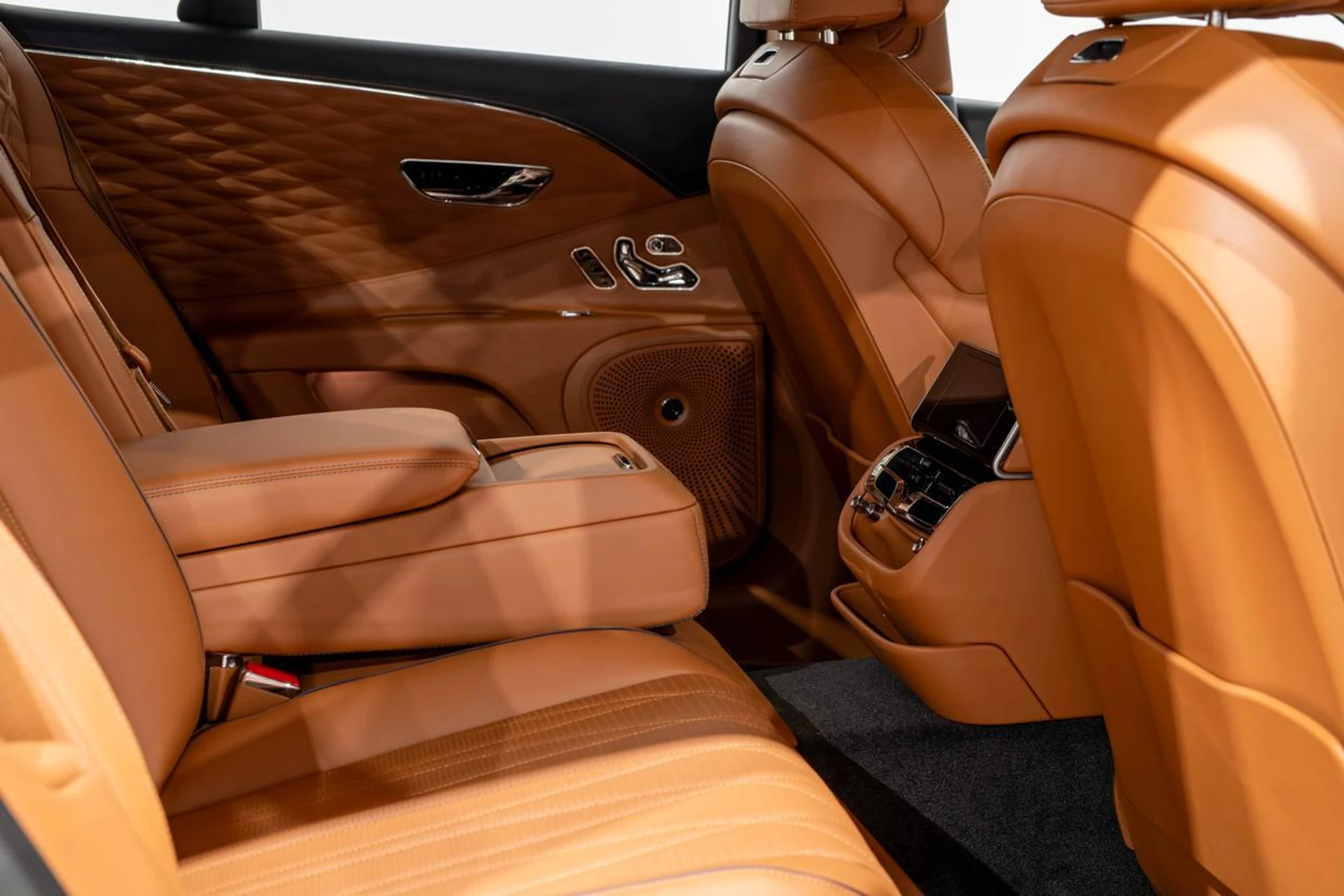 mph021_3353204116_35533c05a8fe76317ccd32e5f5f4f8e3_1c378f568b