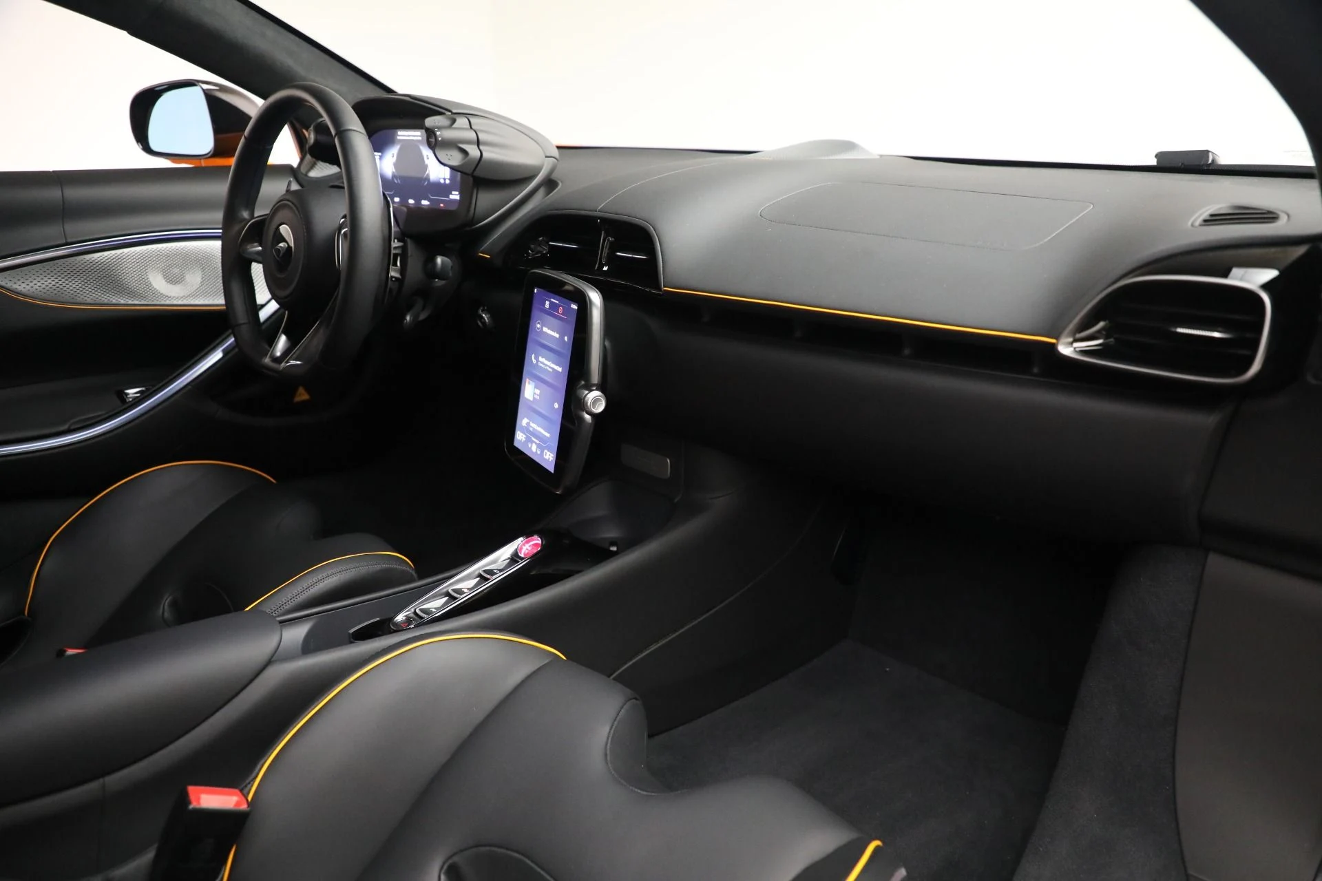 mph021_3359010695_Used_2024_Mc_Laren_Artura_Tech_Lux_3db649b2ea