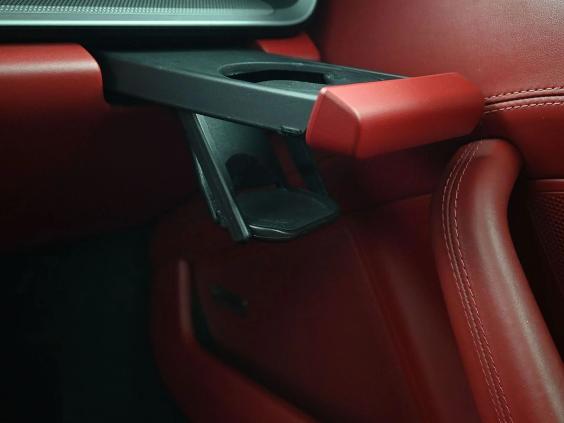 mph021_335956325_2128234b72b68418283bb06a0a3689c2x_13f992f564