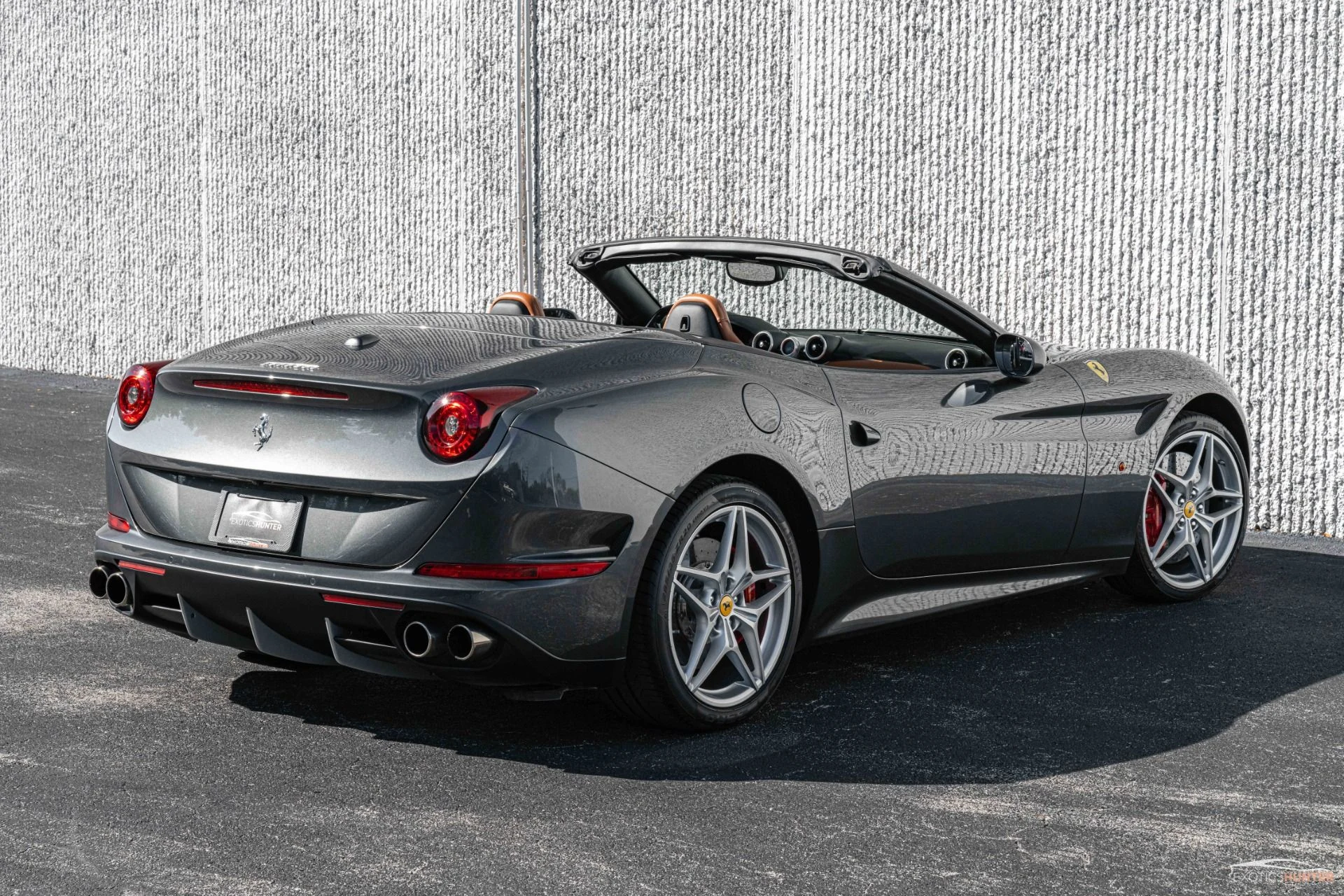 mph021_336534281_Used_2015_Ferrari_California_T_w_Carbon_Steering_Wheel_Magneride_Reverse_Cam_20in_Wheels_1746820122_0b5bf92d33