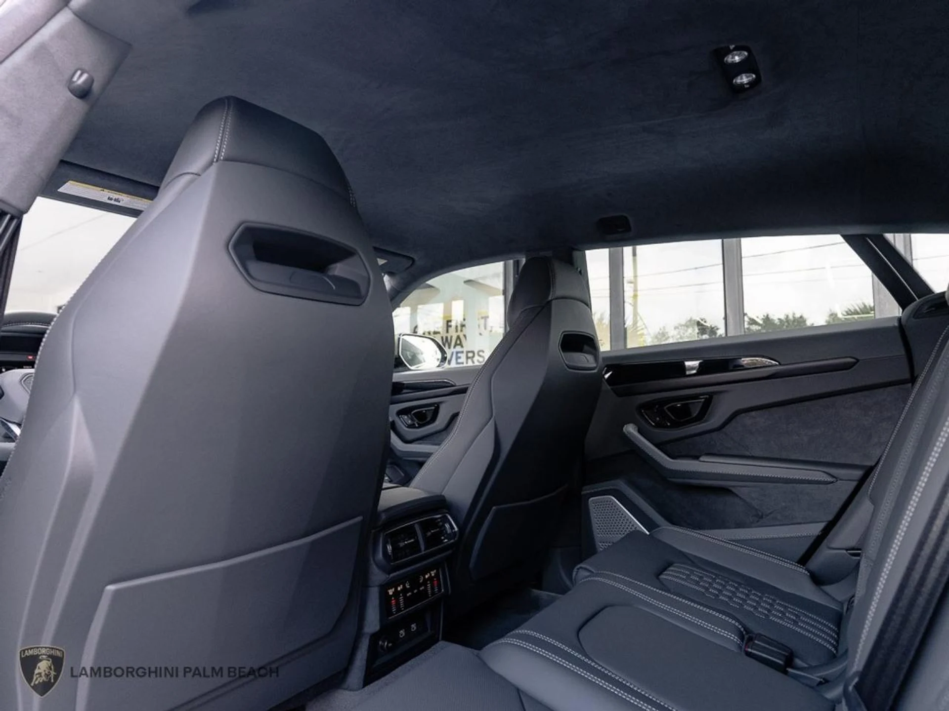 mph021_3367856630_ff8b9495bc5579b28026ead986addb6c_8f8eb2e4e0