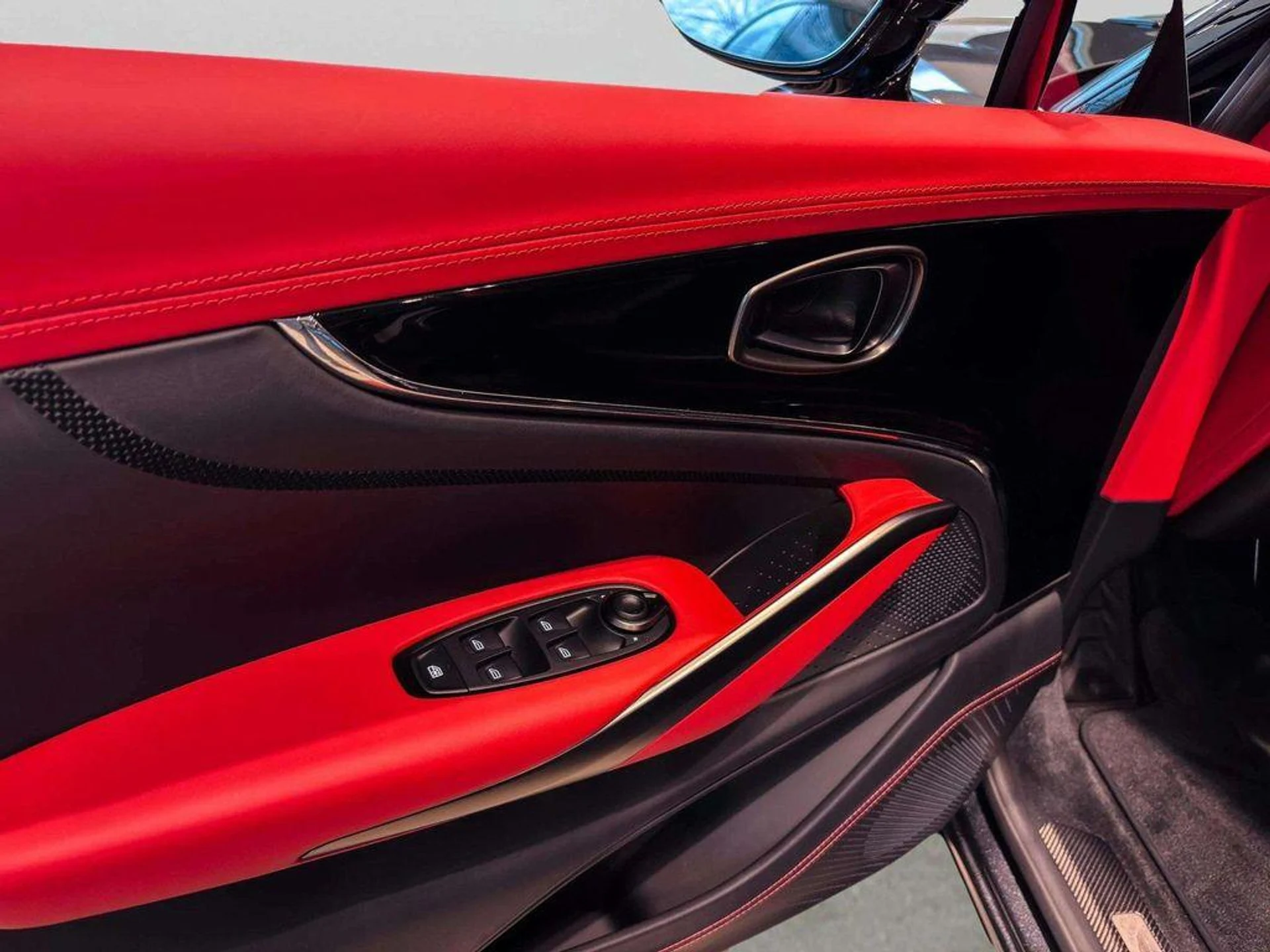 mph021_3368066515_Ldh_F_Ql_I_Uw_G_Jli9_Hx_Obry_Mvls6_U_cbf156e88d