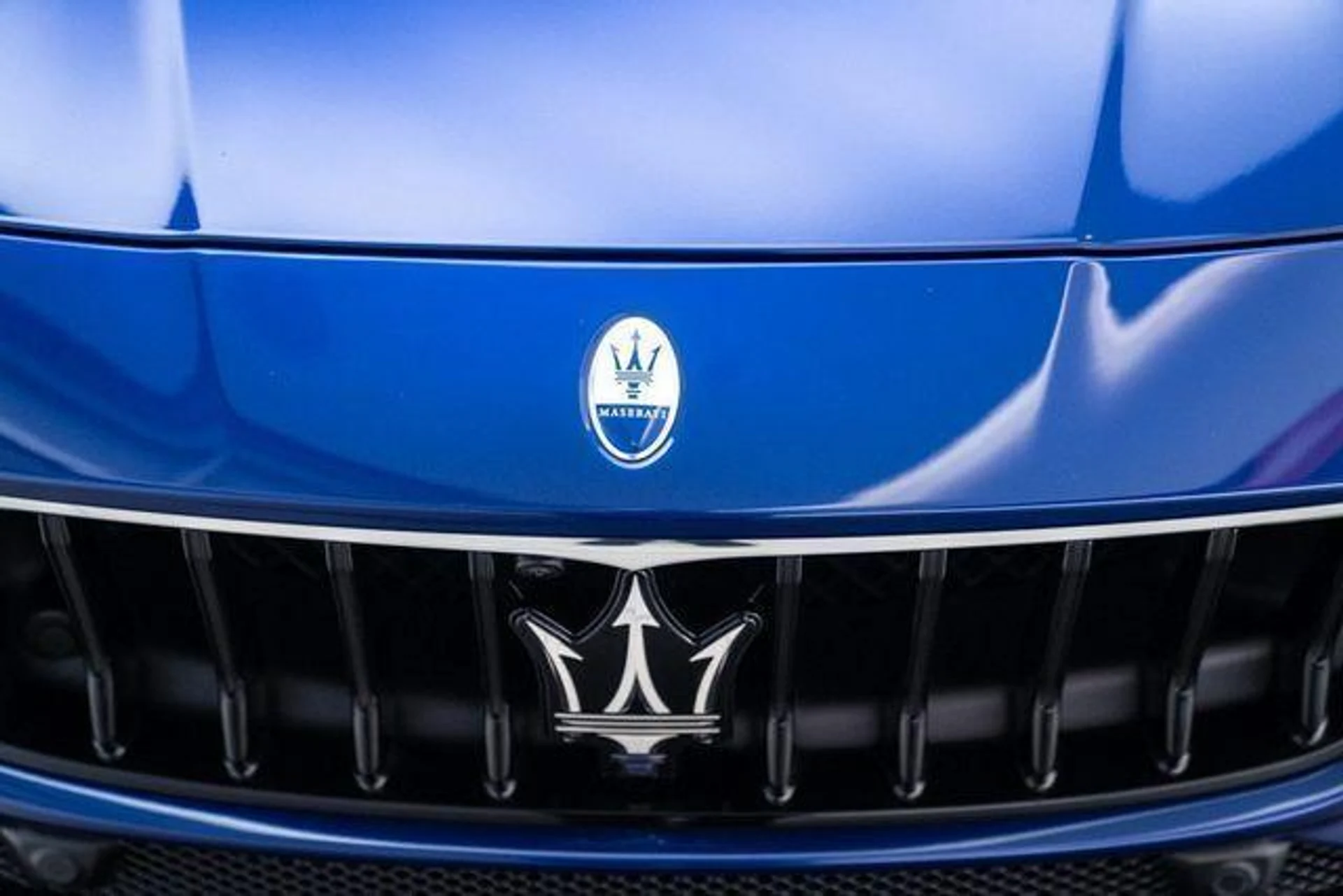 mph021_337065237_New_2023_Maserati_Ghibli_Modena_1753160473_efceb4004f