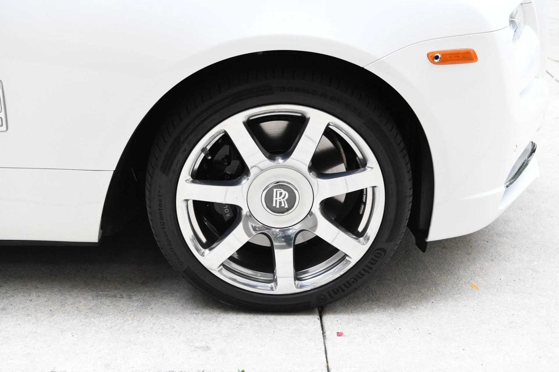 mph021_3371666229_9708_p23_l_5631ad4bc6