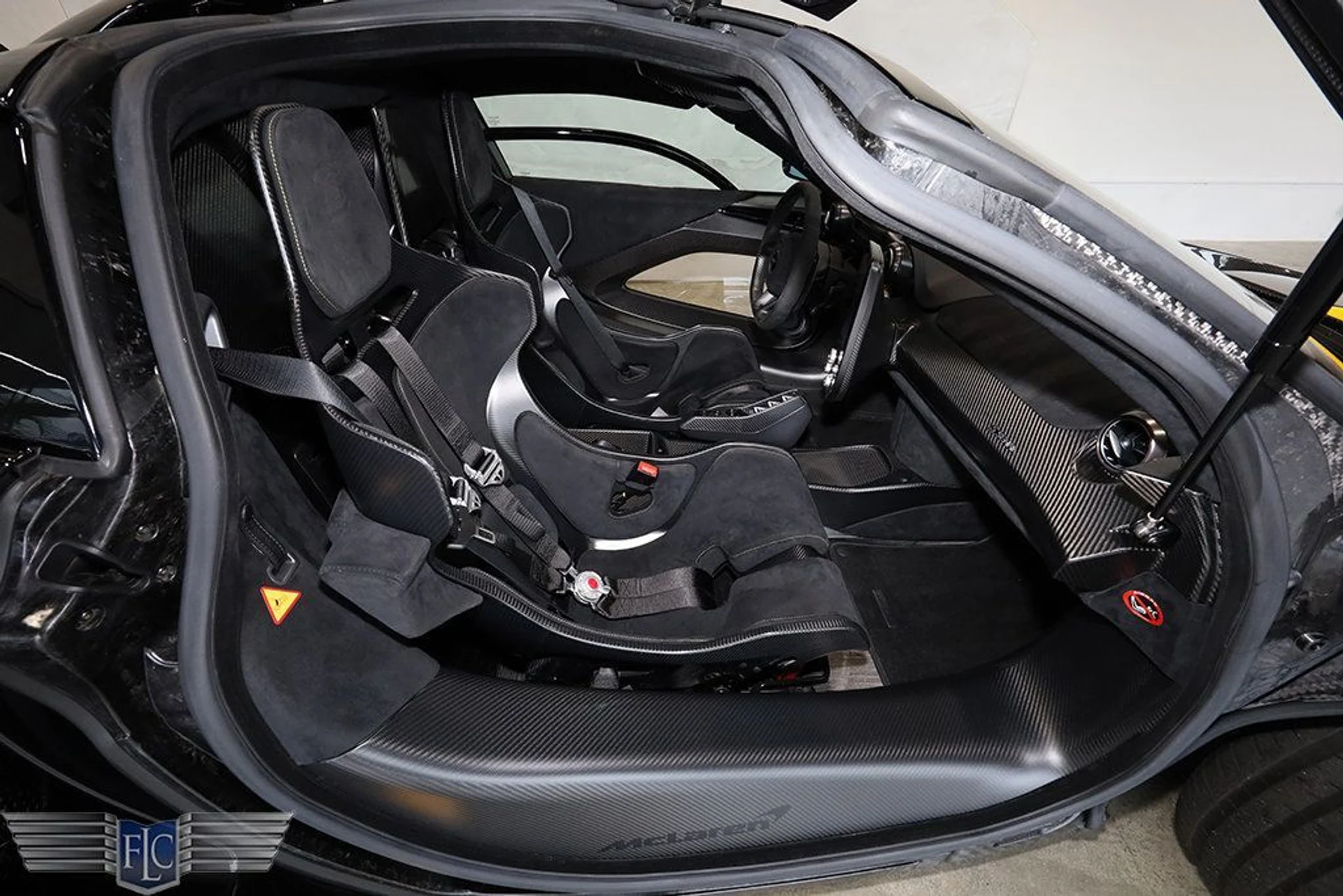 mph021_3373684267_used_2019_mclaren_senna_9689_22907327_22_1024_757b6ba9cf