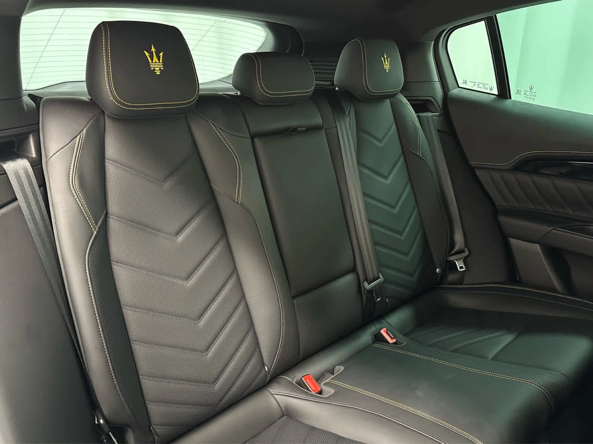 mph021_3374128264_0dba5d7ab32c57464c672723d7421d88_f905d44a89