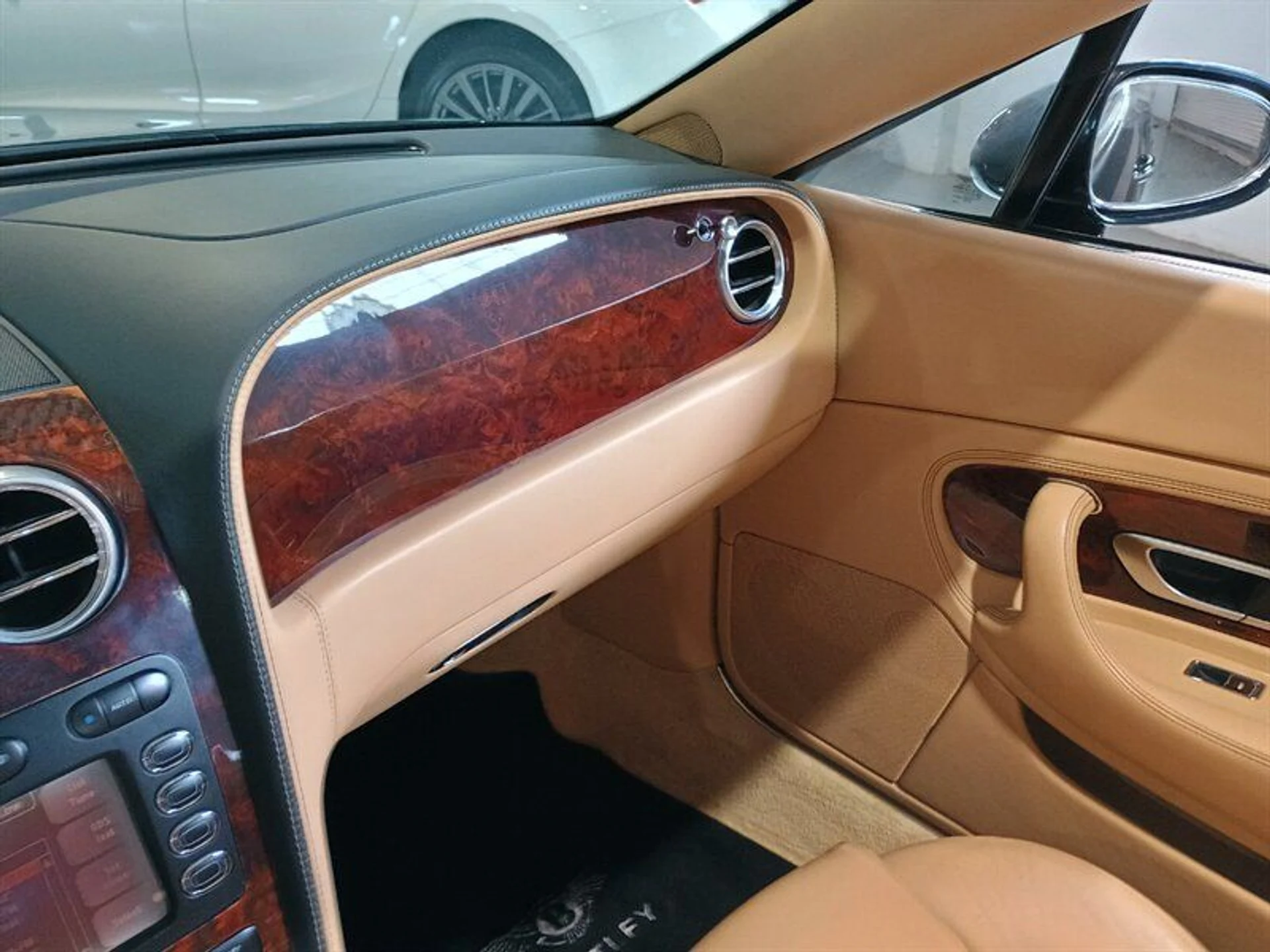 mph021_3381362600_974e6c3a9f_800_1bbe847f66