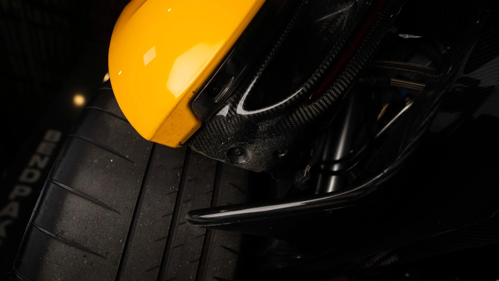mph021_3383042161_Used_2013_Mc_Laren_P1_Coupe_1779235224_3c8ff251d0