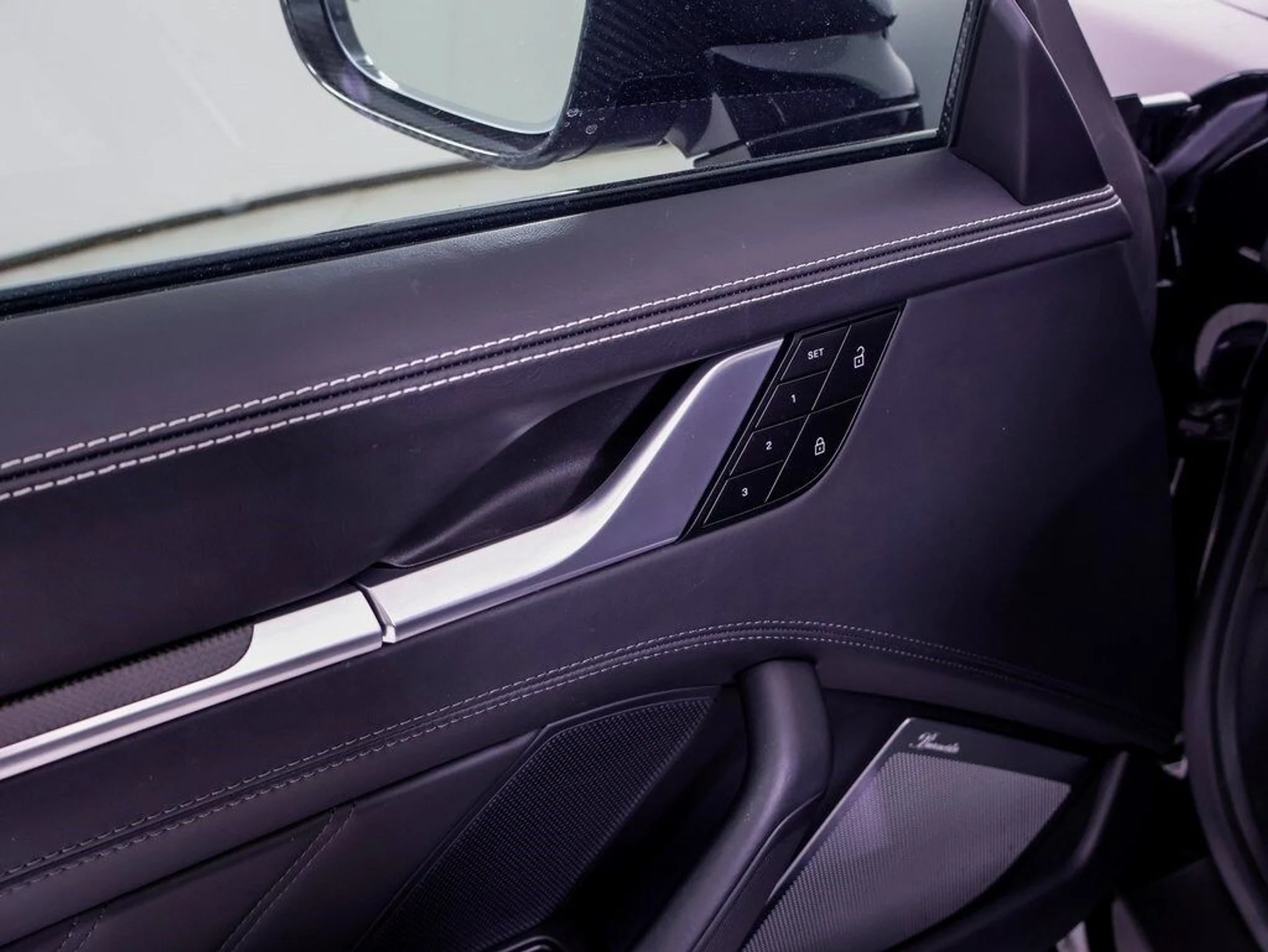 mph021_3384603711_8ac1577d7a01f9878cf90c6a55f97d4ax_057dafcff6