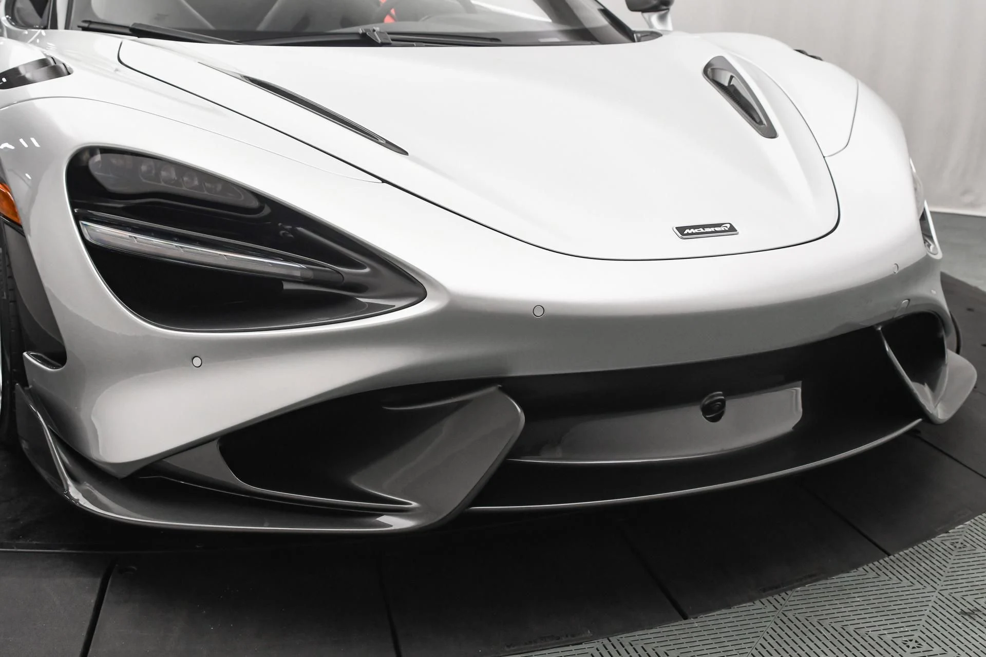 mph021_3388056114_Used_2022_Mc_Laren_765_LT_1755763741_c98bbe6613
