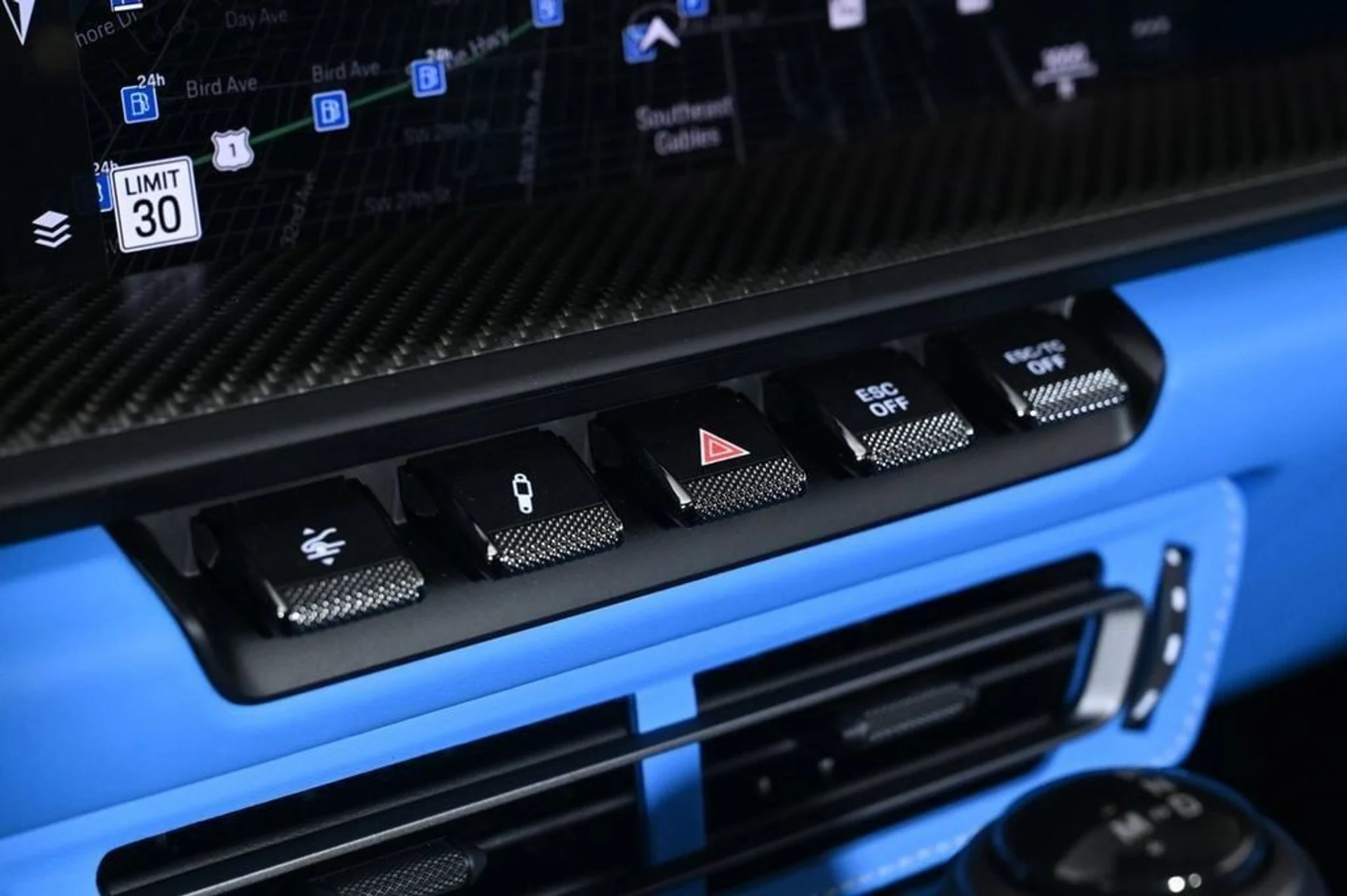 mph021_3392986652_43c504561ff44bd6bb9212c2a538e59d_7eecbcd64a