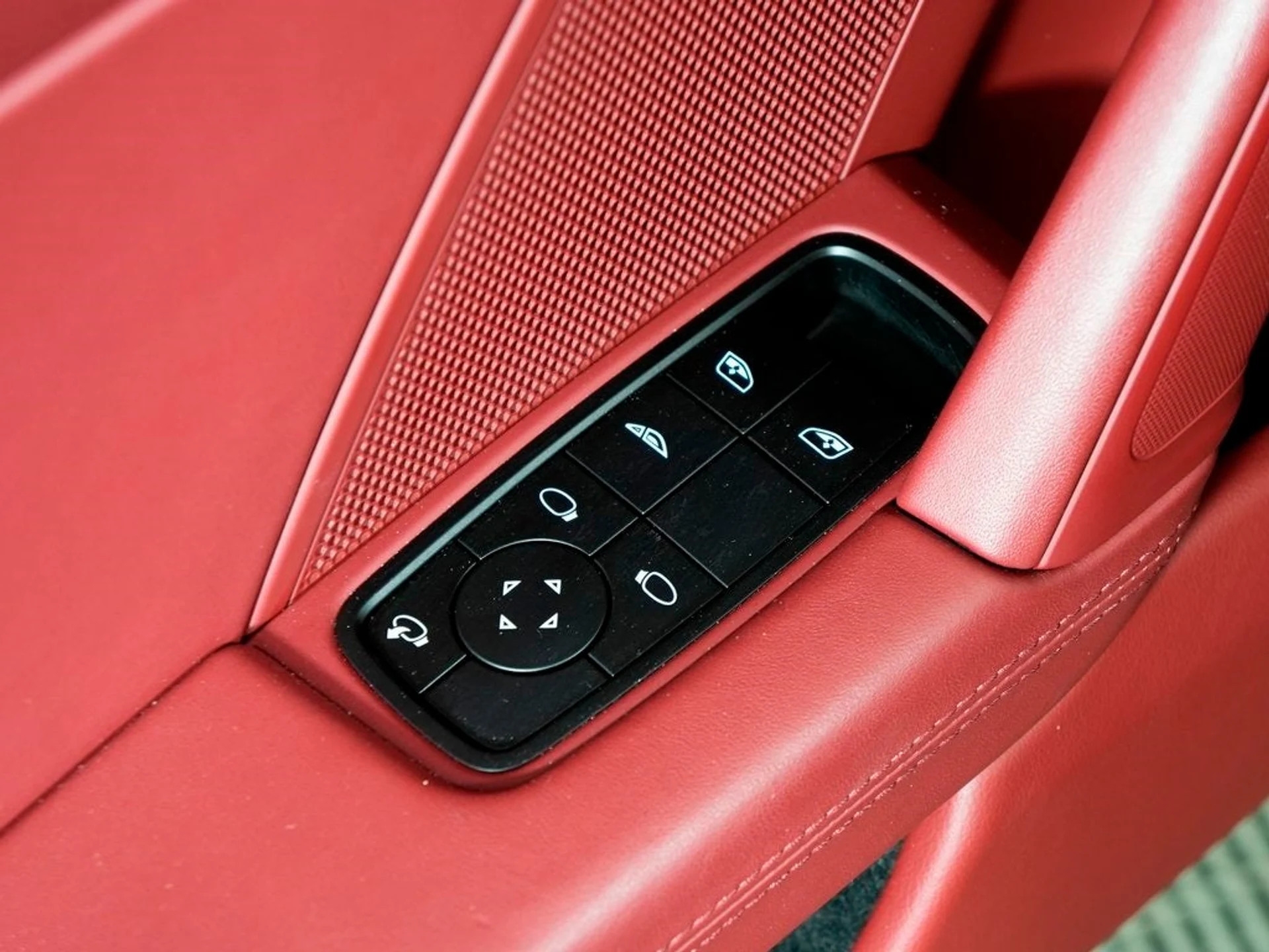 mph021_3394804662_22_d9542c0e7c