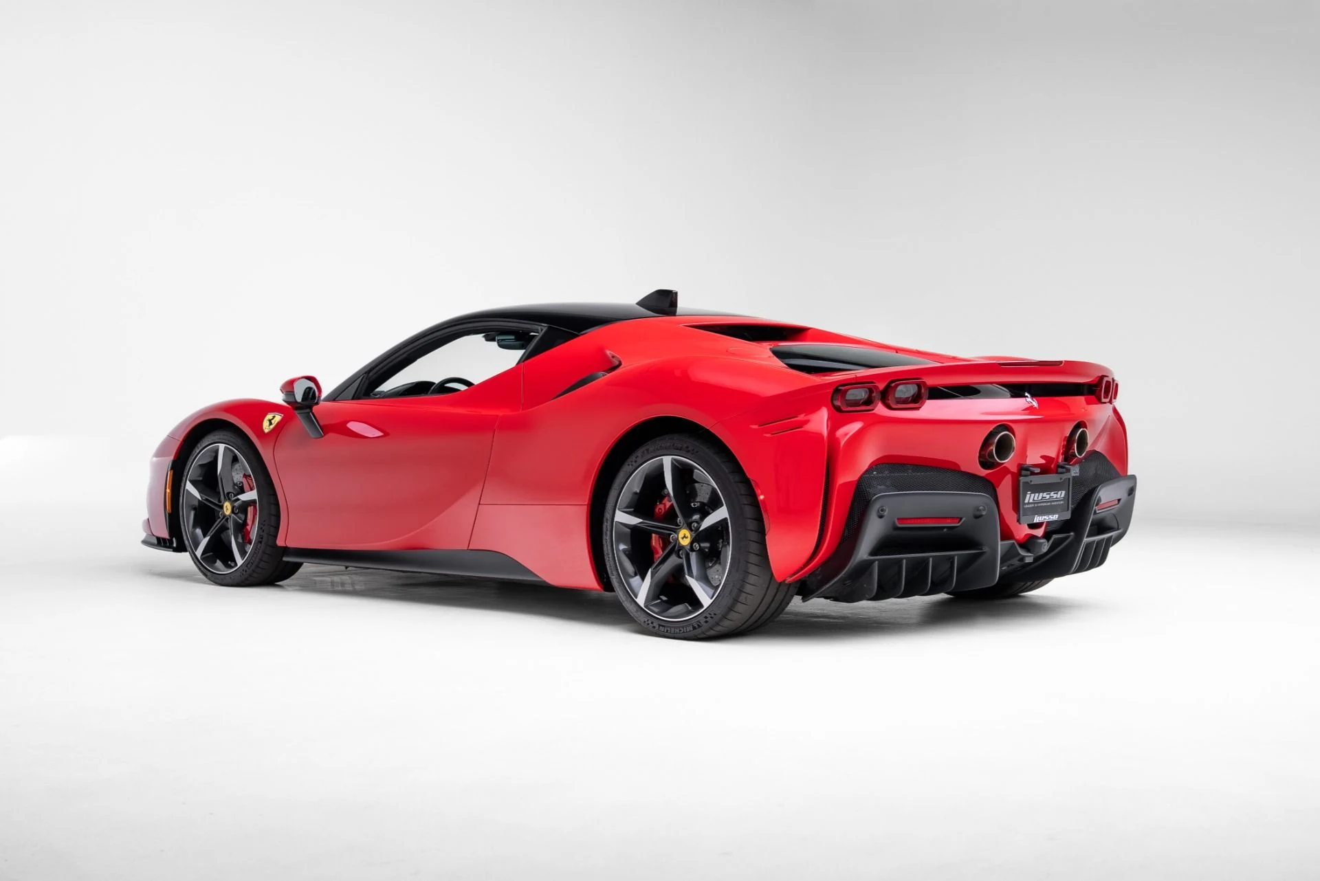 mph021_3399338154_Used_2023_Ferrari_SF_90_Stradale_1773856077_0ac269b9ac