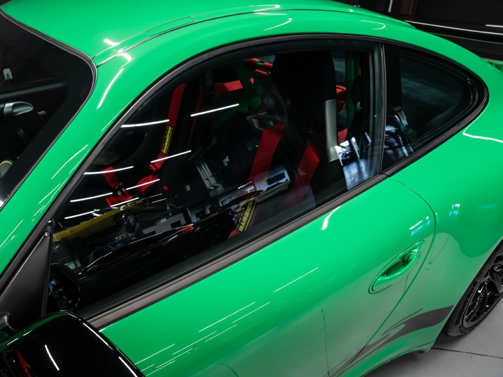 mph021_3408479506_porsche_911_gt3_rs_2007_3343308994
