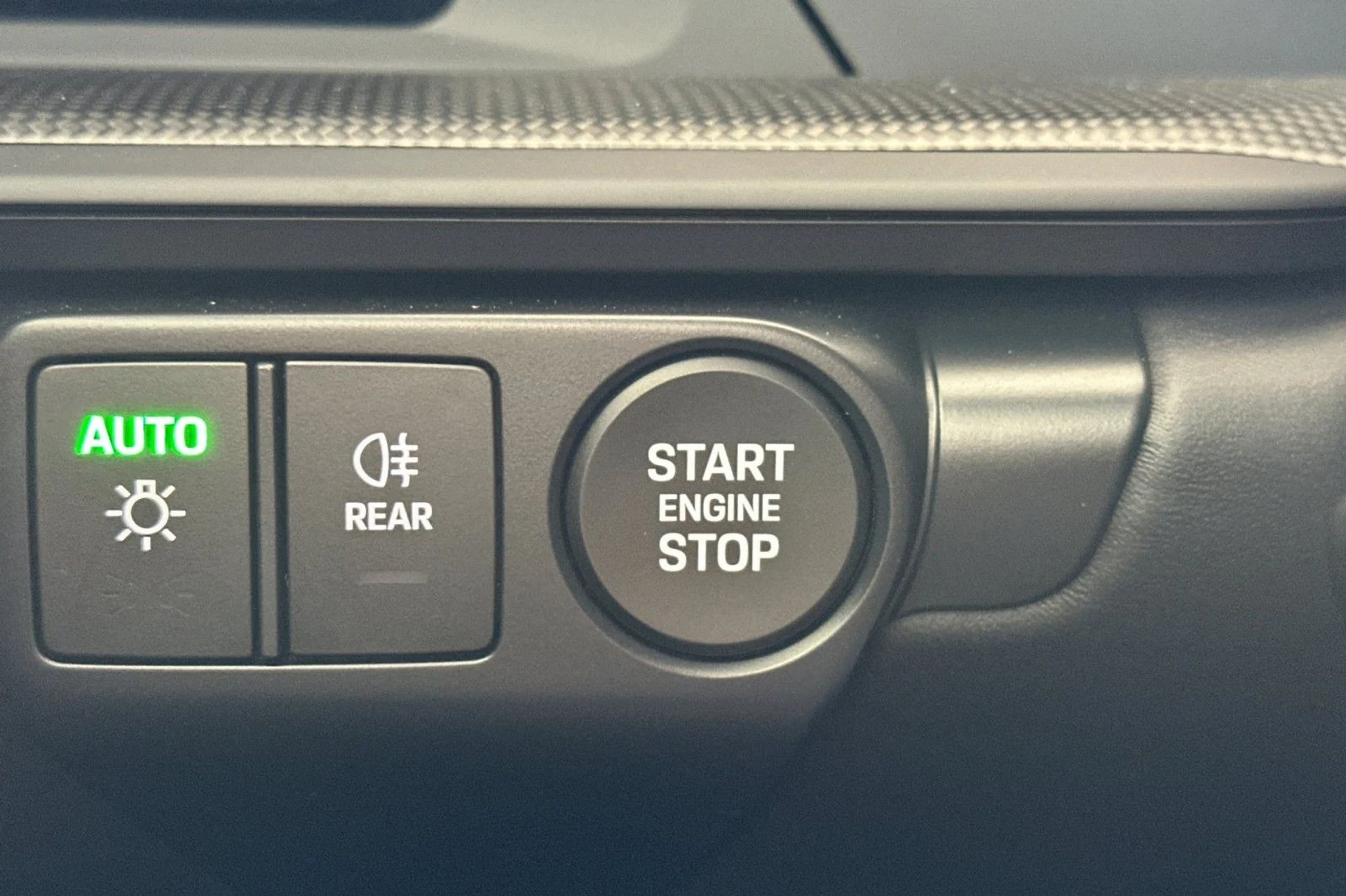 mph021_3409102853_de01a76431c1dd766be80d8a0a21c9bd_80e1095140