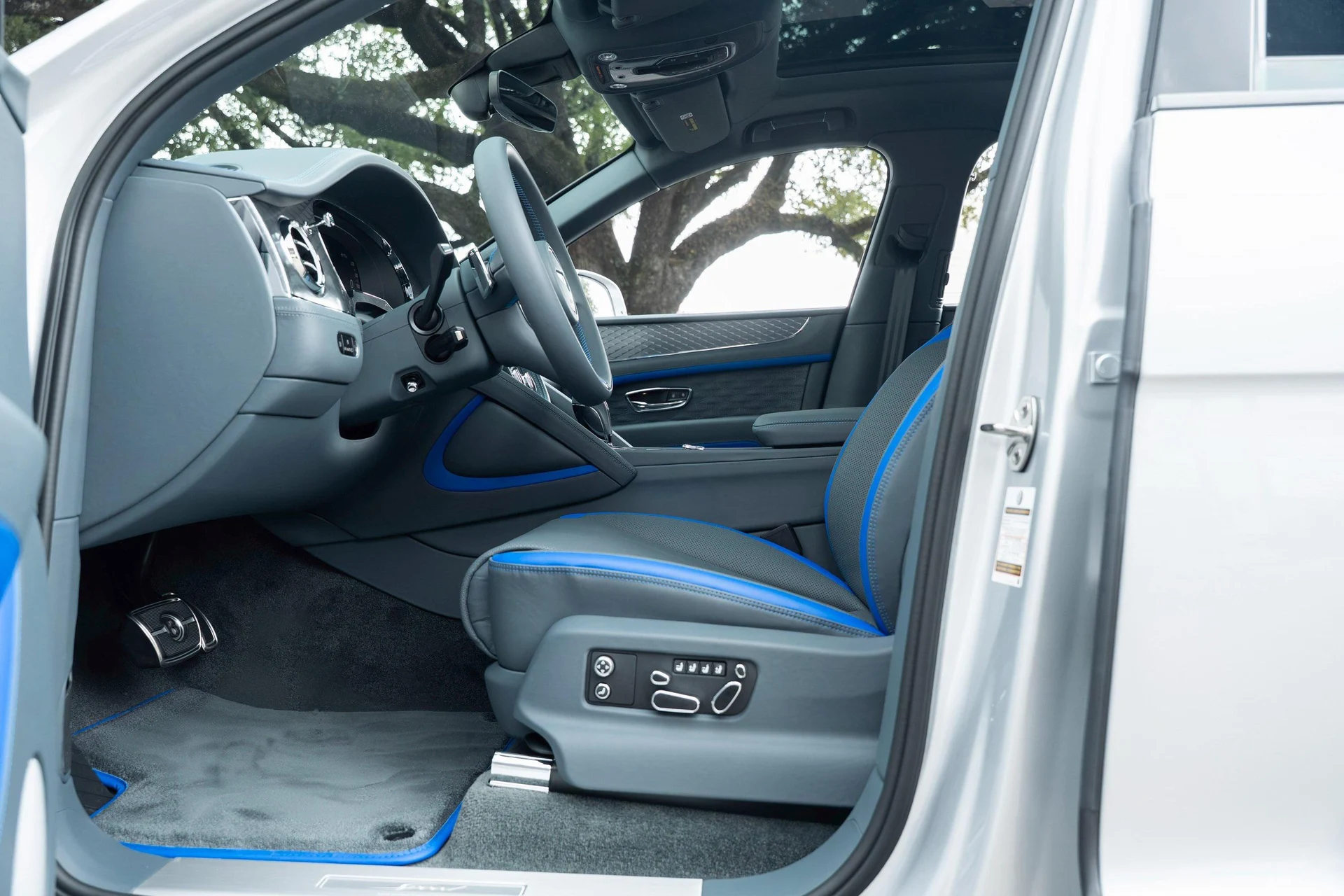 mph021_3409336291_477619924_6954c00c4e73cd9f103f4fd6_b5933030bc