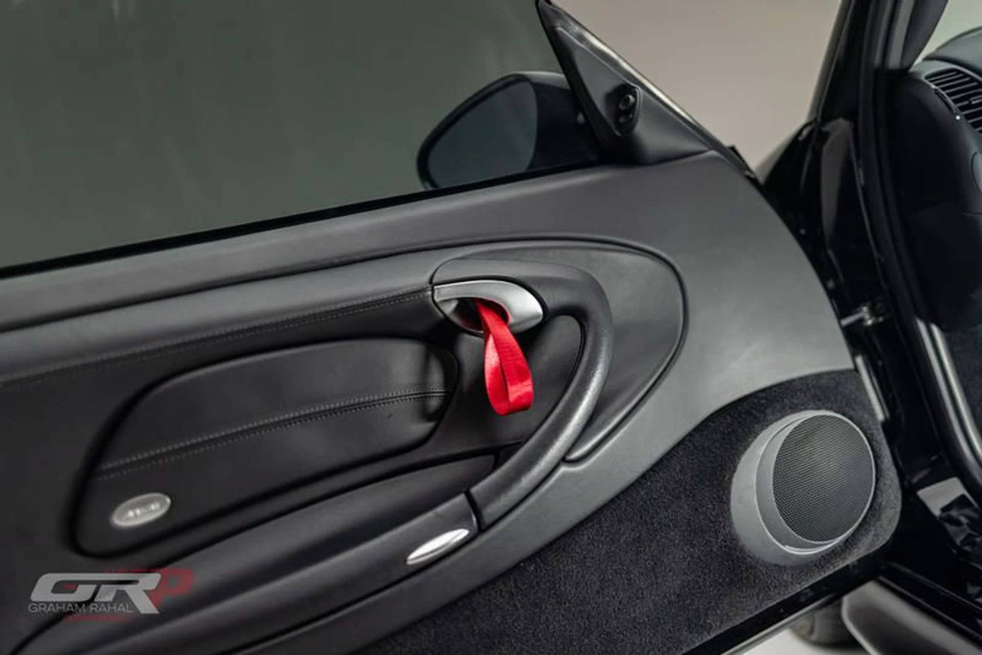 mph021_341183912_F2_C07_C70_C7_BE_4_FD_1_A920_541_DE_1603954_3a8585b231