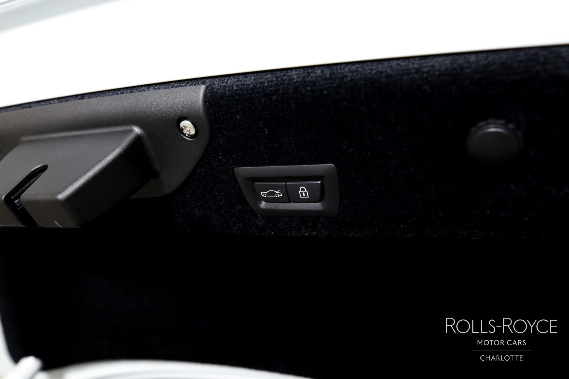 mph021_3418281059_Used_2014_Rolls_Royce_Wraith_1778858283_2fd3b5e838