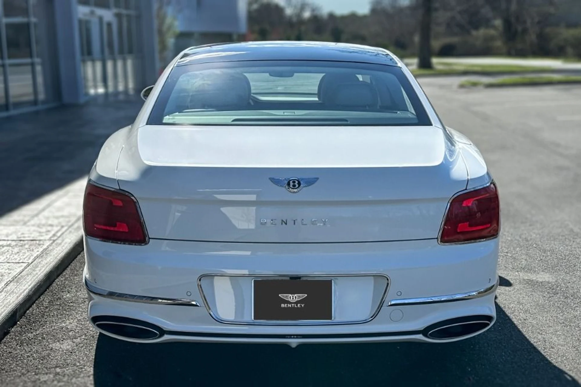 mph021_3432578601_New_2026_Bentley_Flying_Spur_1776258247_ae35dfb158