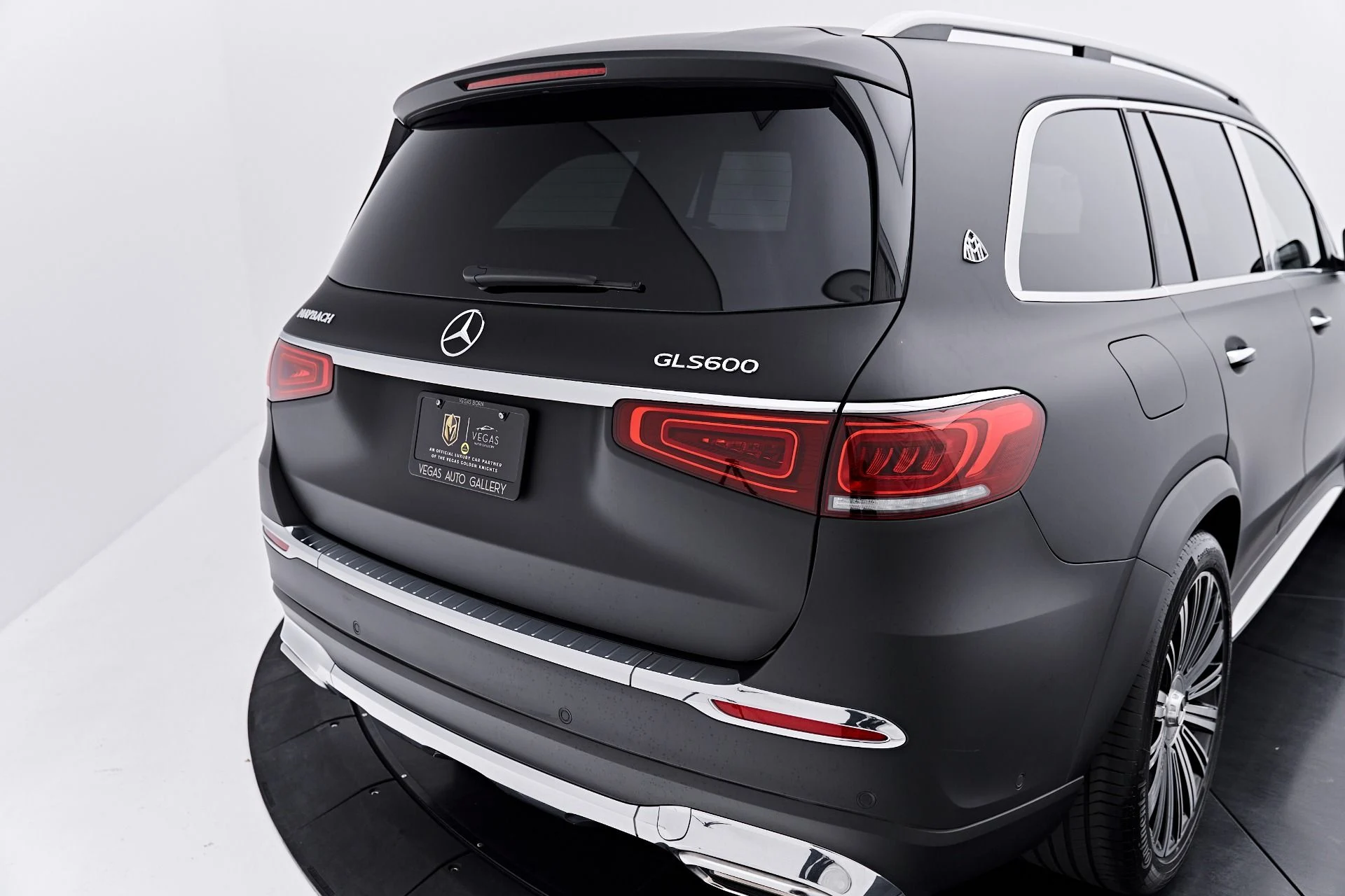 mph021_3444915641_Used_2023_Mercedes_Benz_GLS_Maybach_GLS_600_1788558556_7342178312