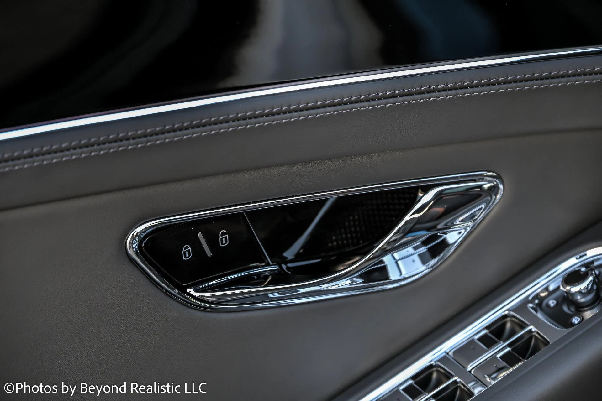 mph021_345981370_Used_2025_Bentley_Continental_V8_1767433398_0bf59a18e7