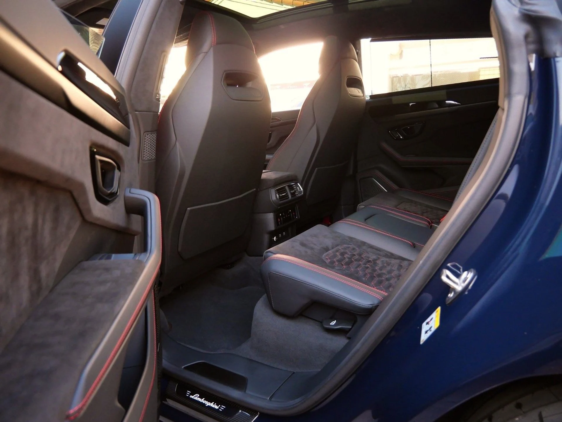 mph021_3465990145_731f03280f643971ba5633b94542aaeex_d490f80644