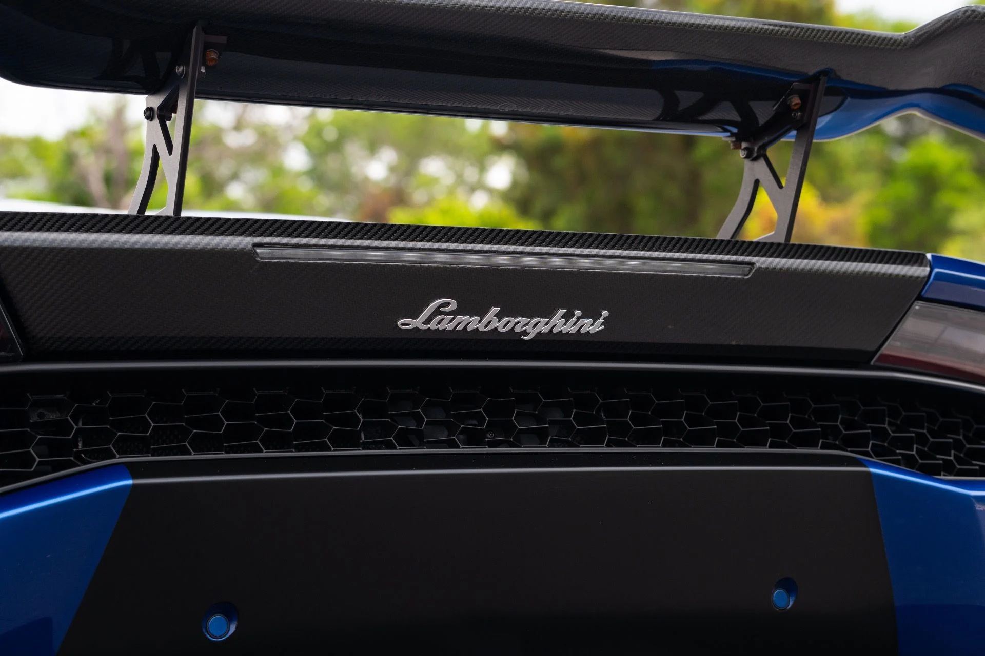 mph021_3470128110_Used_2015_Lamborghini_Huracan_LP_610_4_1780446650_781f00513a