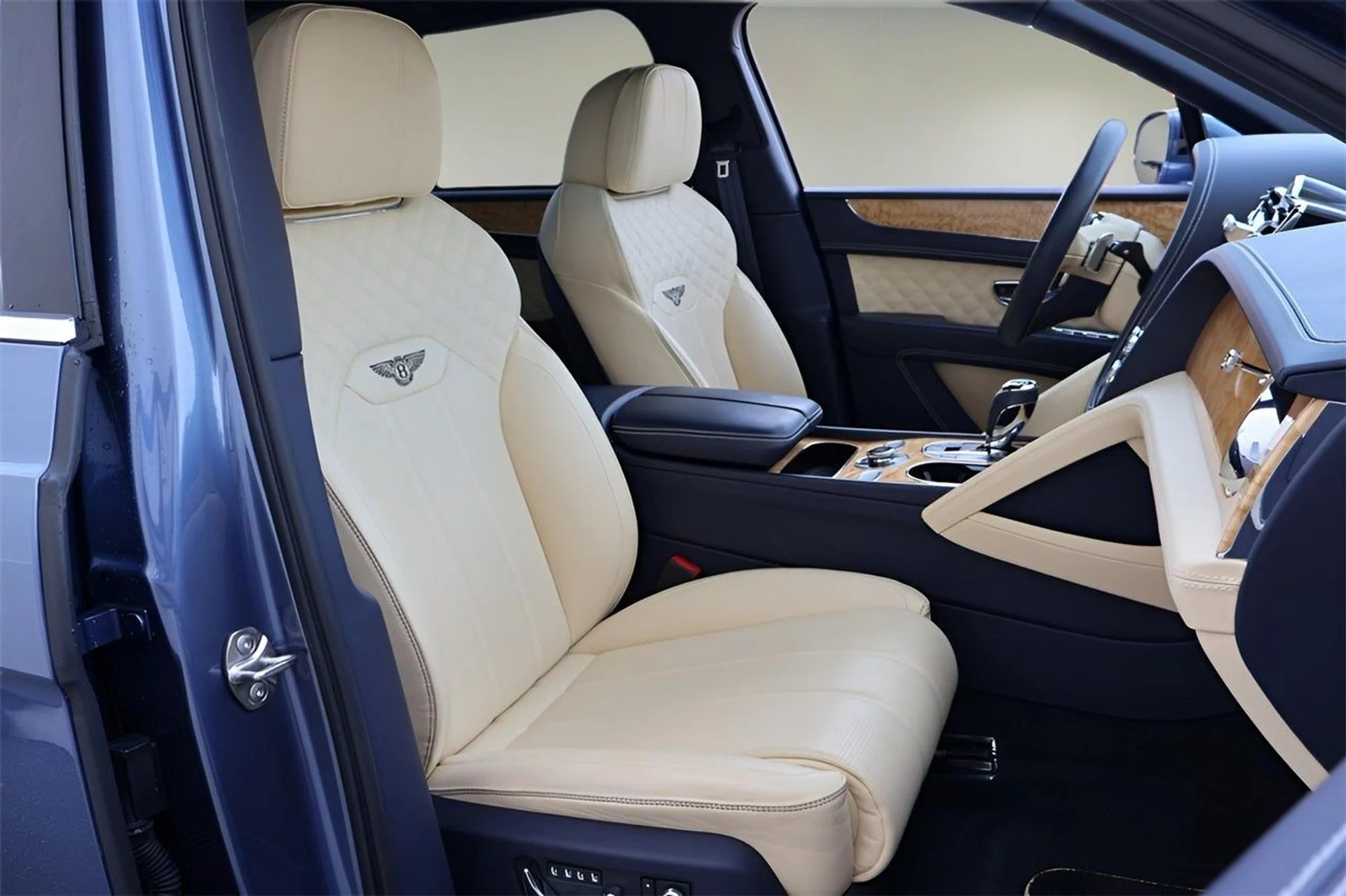 mph021_3471161570_22_c77fe891e2