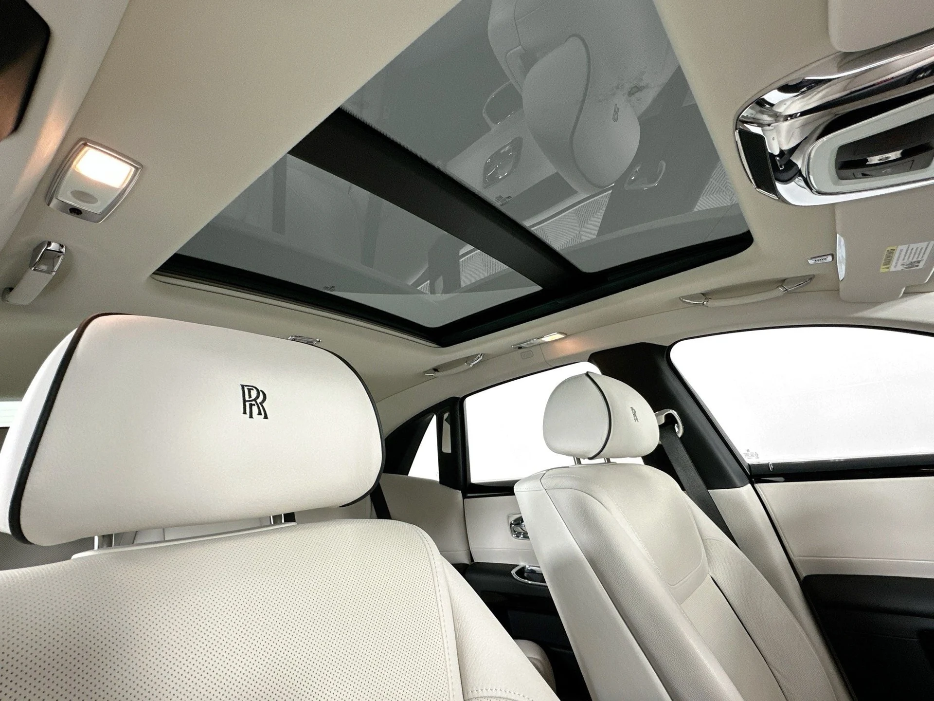 mph021_34721322_22_92b46e1cd5