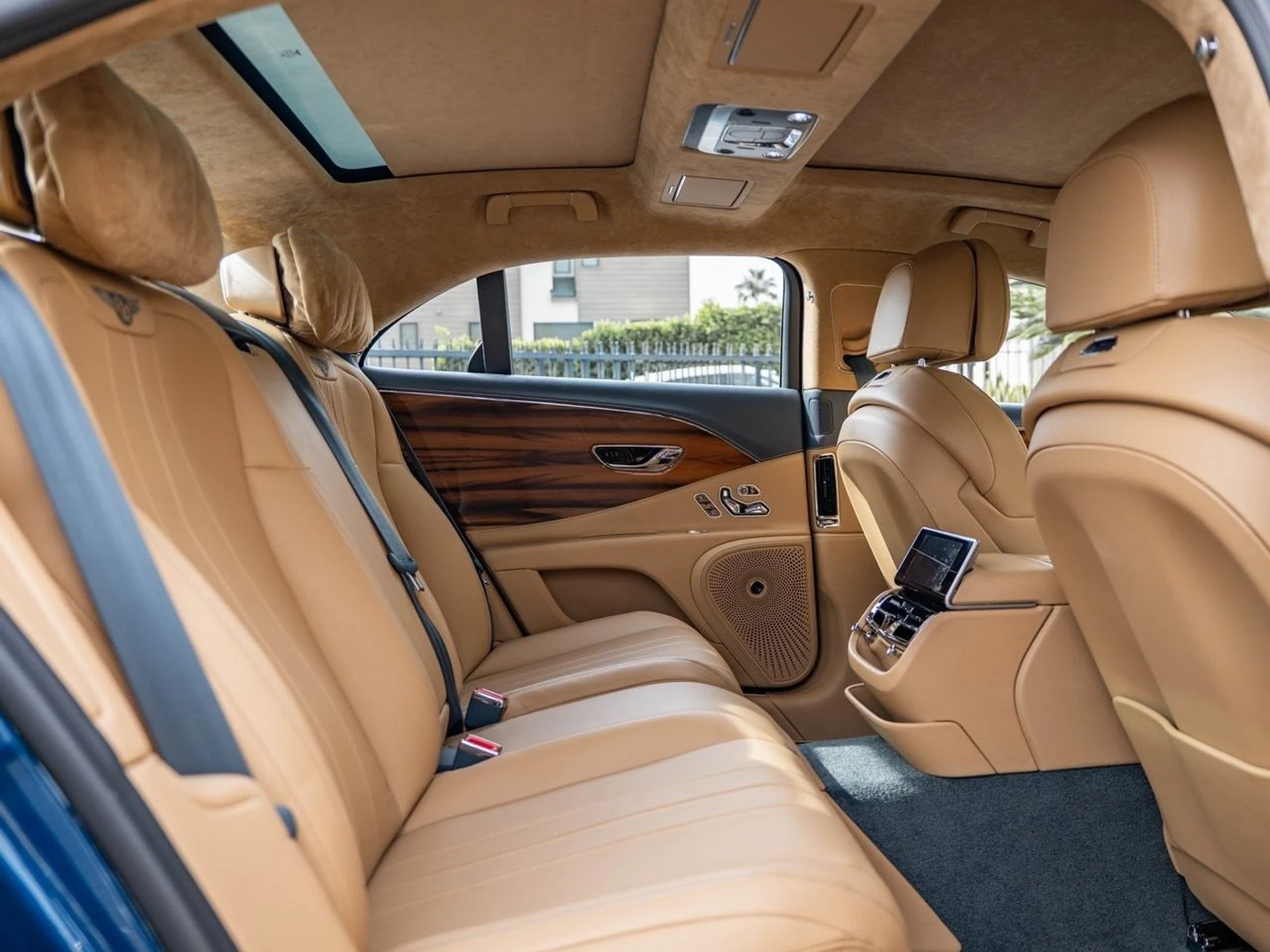 mph021_3476025600_e9ddbc05036c3cdf3c962bbdc6bd1d9bx_c36c1ece98