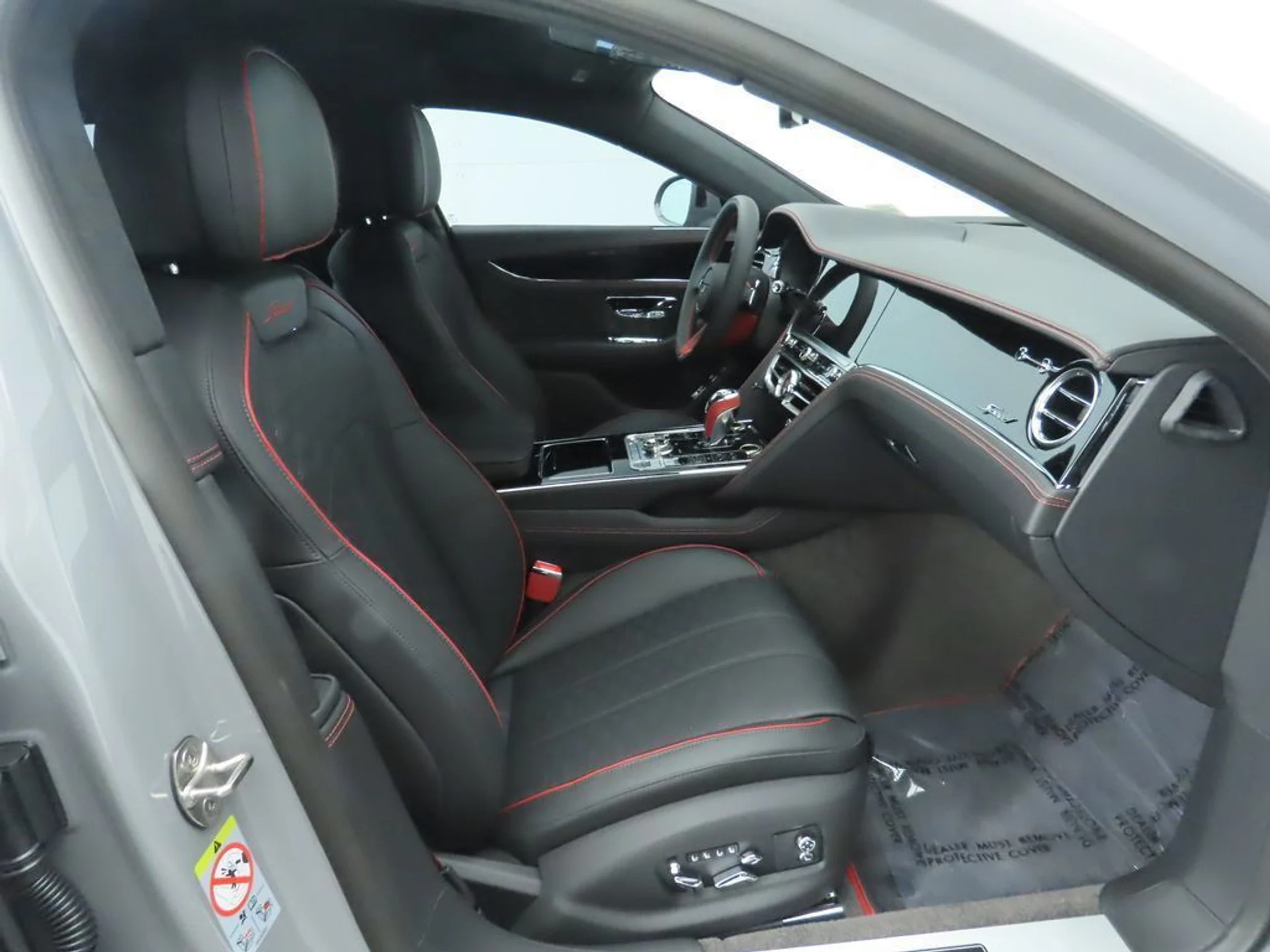 mph021_3478589775_new_2025_bentley_flying_spur_speedsedan_8119_22891449_22_1024_9080cf42ee