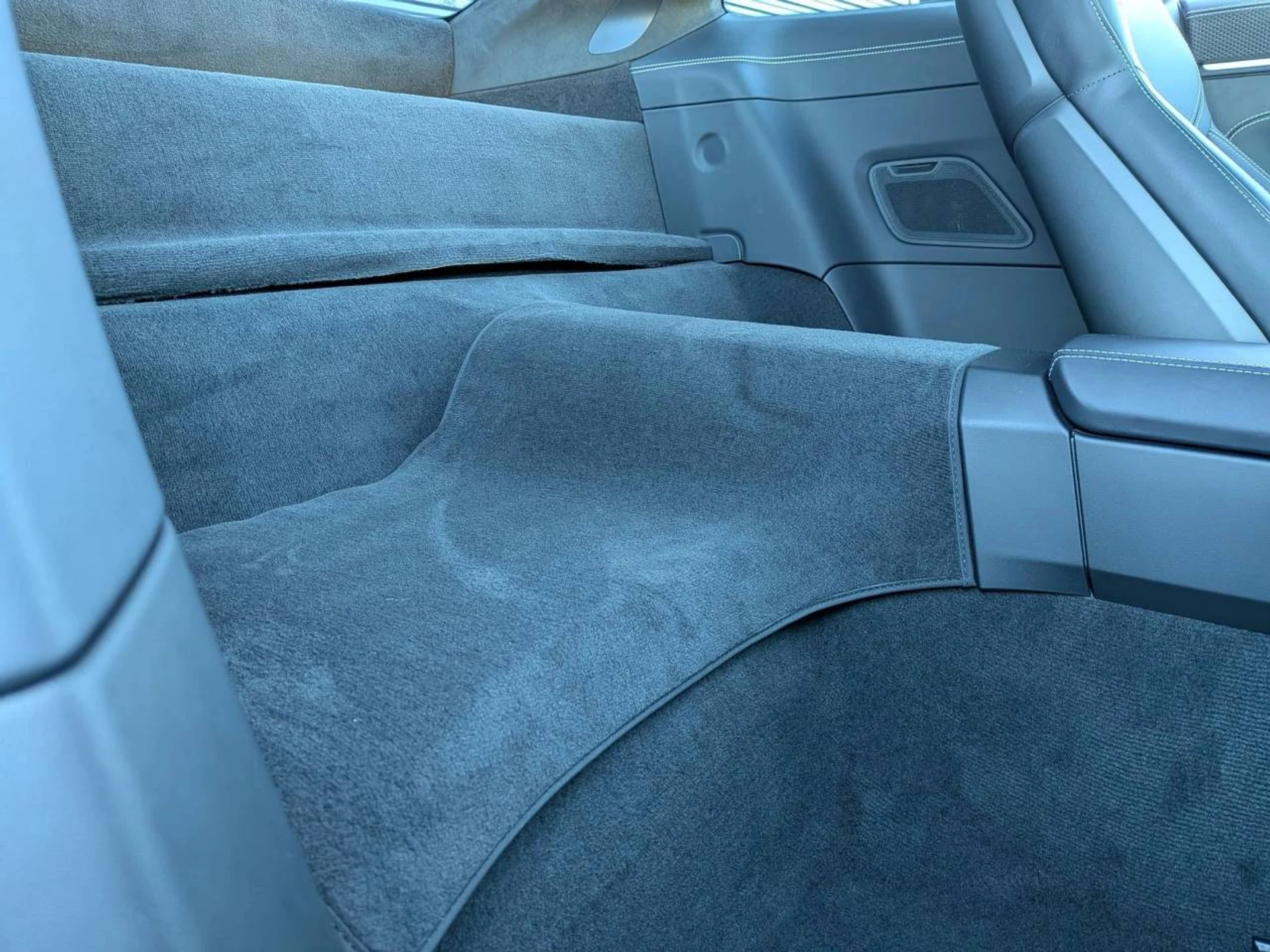 mph021_3478860169_a416b2e4259864fbf5dab8aa13aef1a9_01c43df655