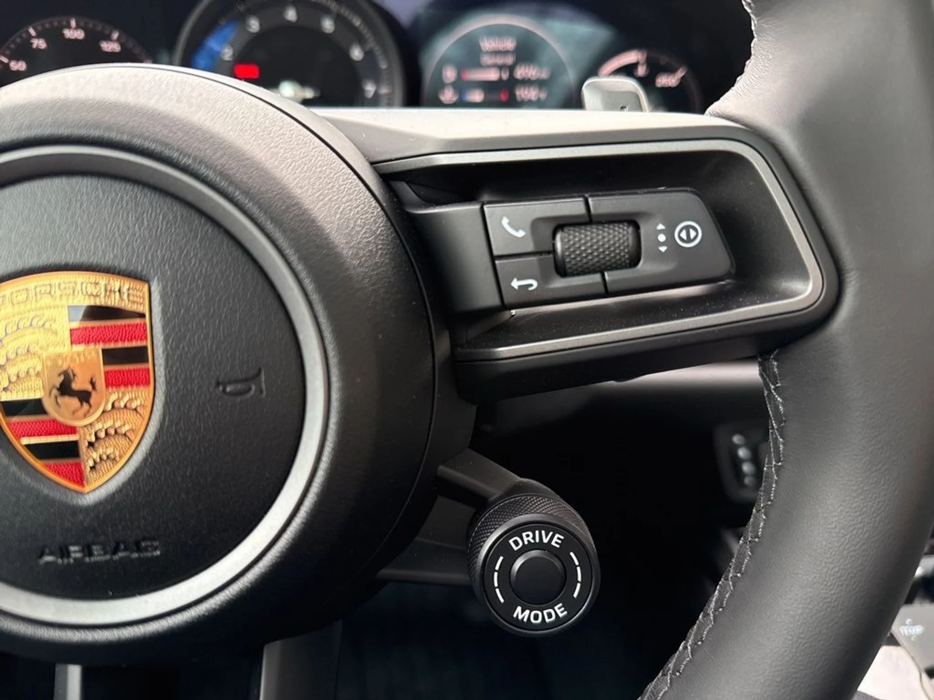 mph021_3485682328_b670fcc5a22ce33f11fb788b9ff0e281_aaf947089f