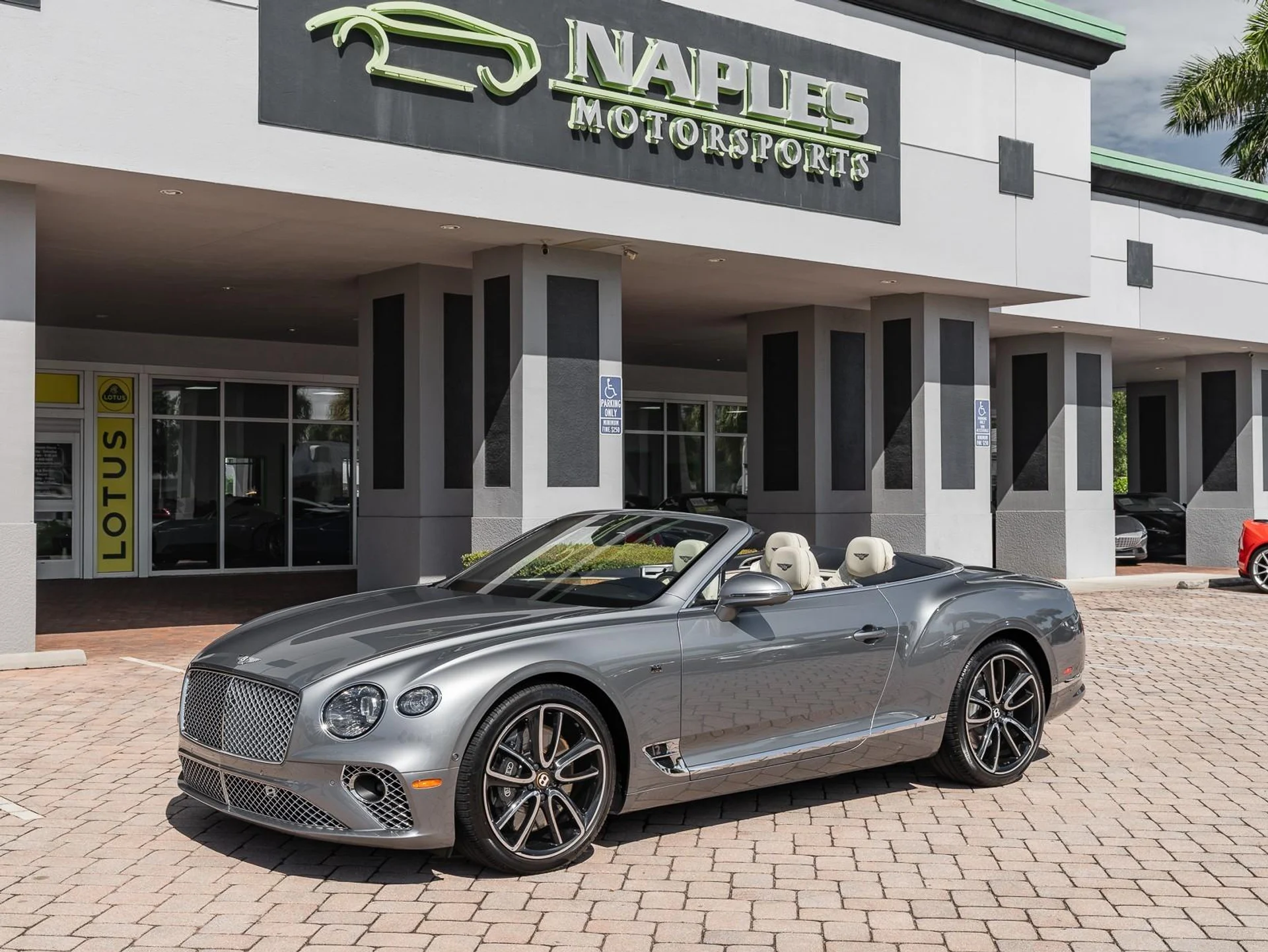 mph021_349339236_Used_2020_Bentley_Continental_GTC_GT_1756498123_c070effc25
