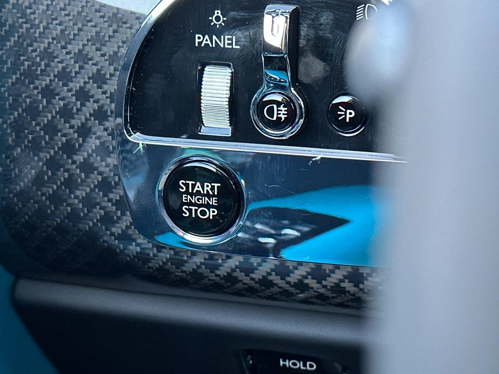 mph021_3495649776_New_2026_Rolls_Royce_Black_Badge_Cullinan_1765013311_326bde5e5a