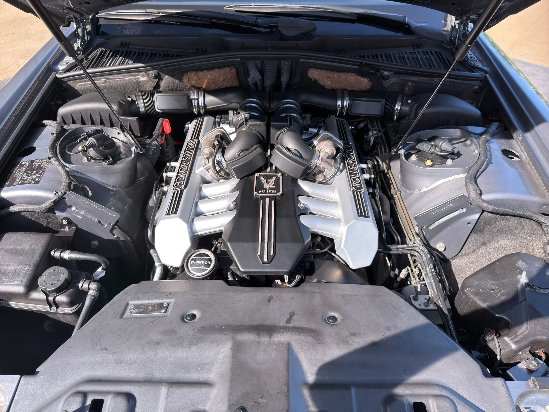 mph021_3498235348_CA_3866_engine_bay_001_c6660f8553