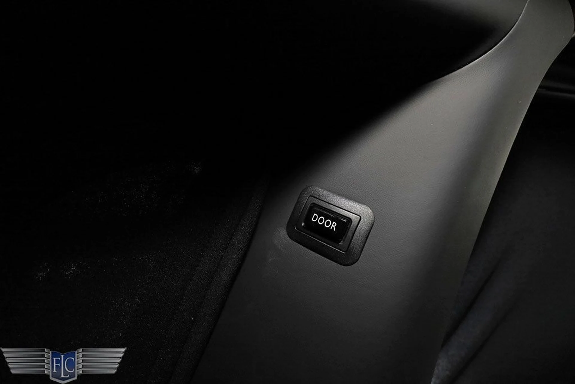 mph021_3500277656_used_2021_rolls_royce_ghost_sedan_6305_22950385_22_1024_0bd38618cb