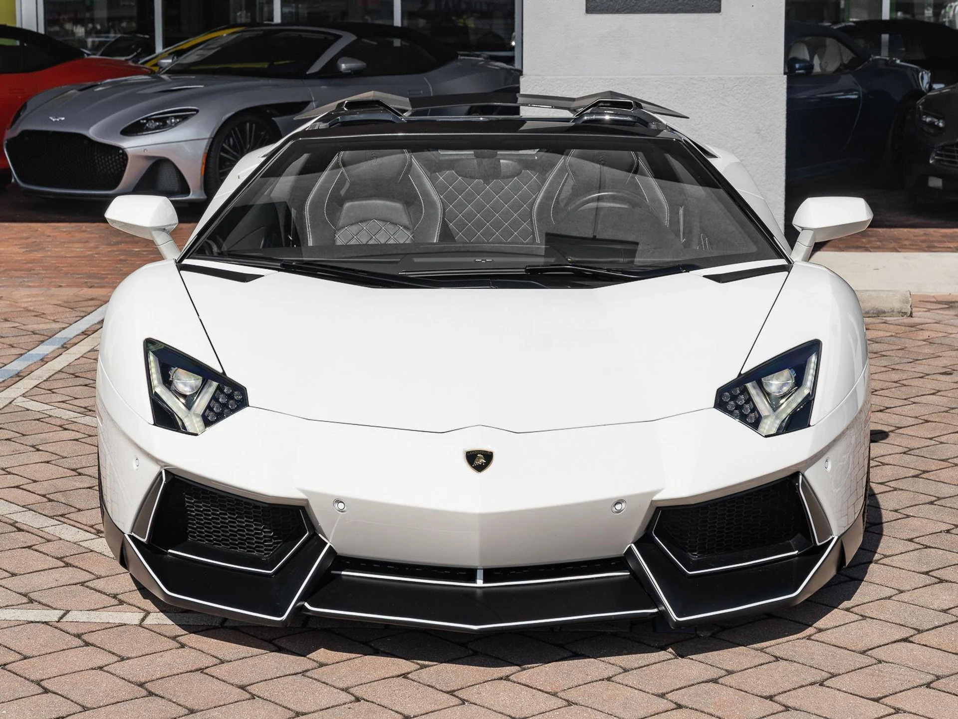 mph021_3501186244_Used_2016_Lamborghini_Aventador_LP_700_4_1777082799_2af5afac84