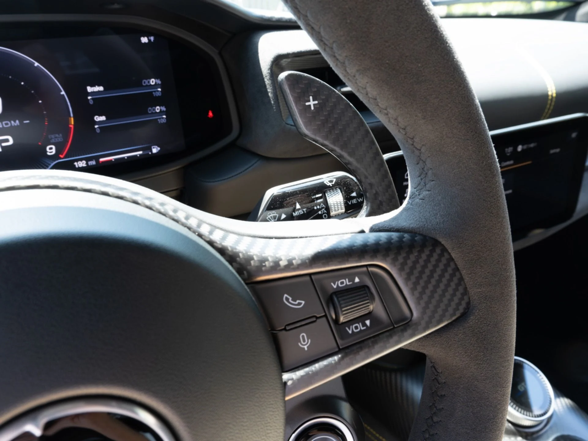 mph021_3502396987_Used_2023_Maserati_MC_20_1774904488_380cd00b4d