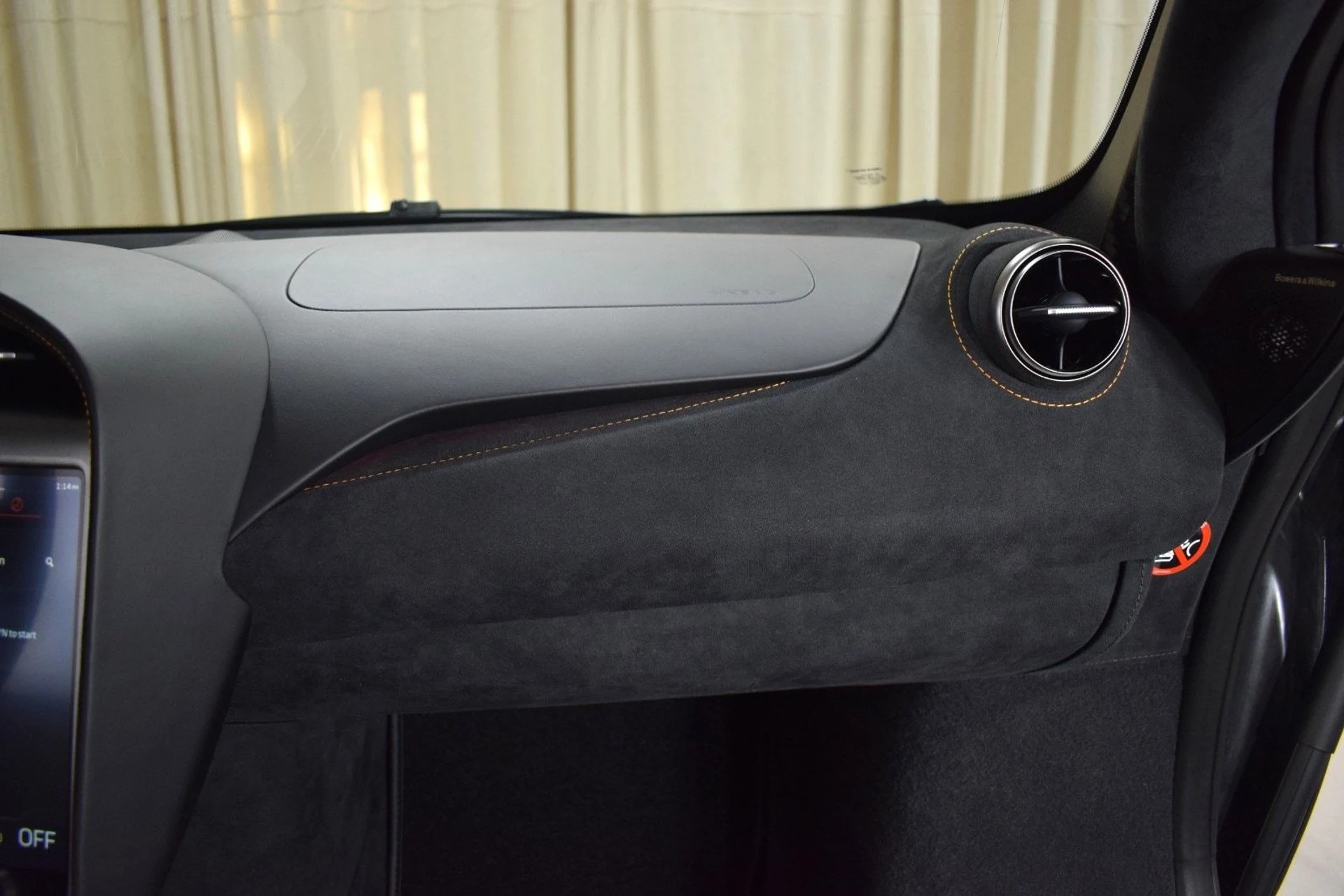 mph021_3508478652_bd6a03e3e3b4cb9ac75444e7365dfe87x_0d20389a2d