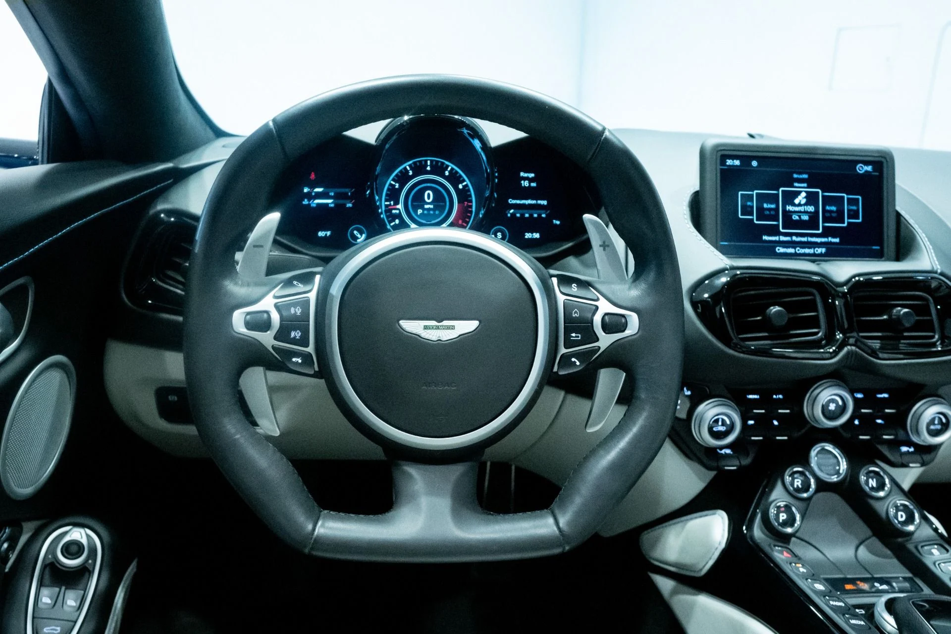 mph021_3511882335_Used_2021_Aston_Martin_Vantage_1790591389_dc7f78c79d
