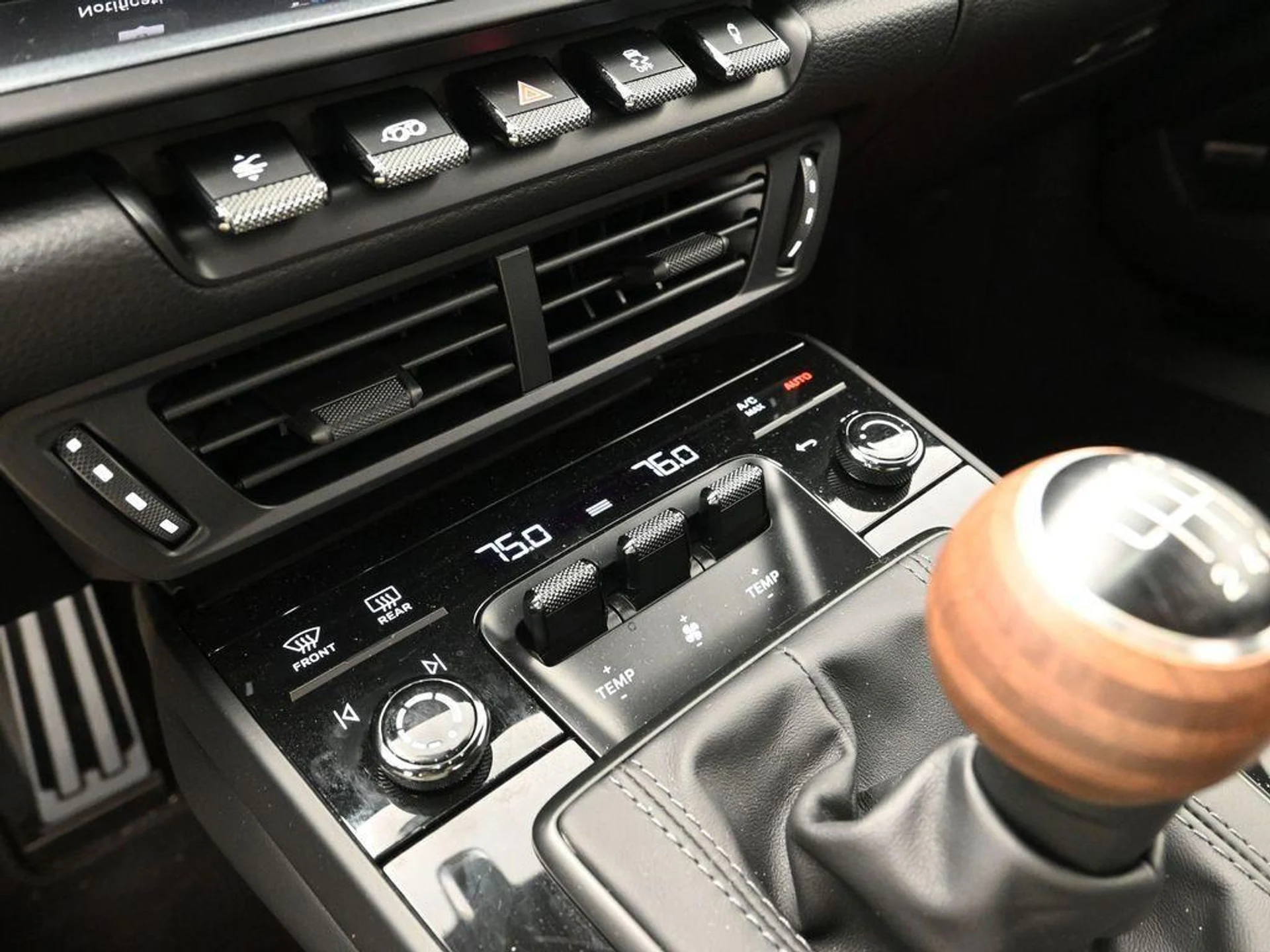 mph021_351900164_KOXPP_8e9tddo5_Lr83agv_F_Hv_UV_24_41ec46a1b6