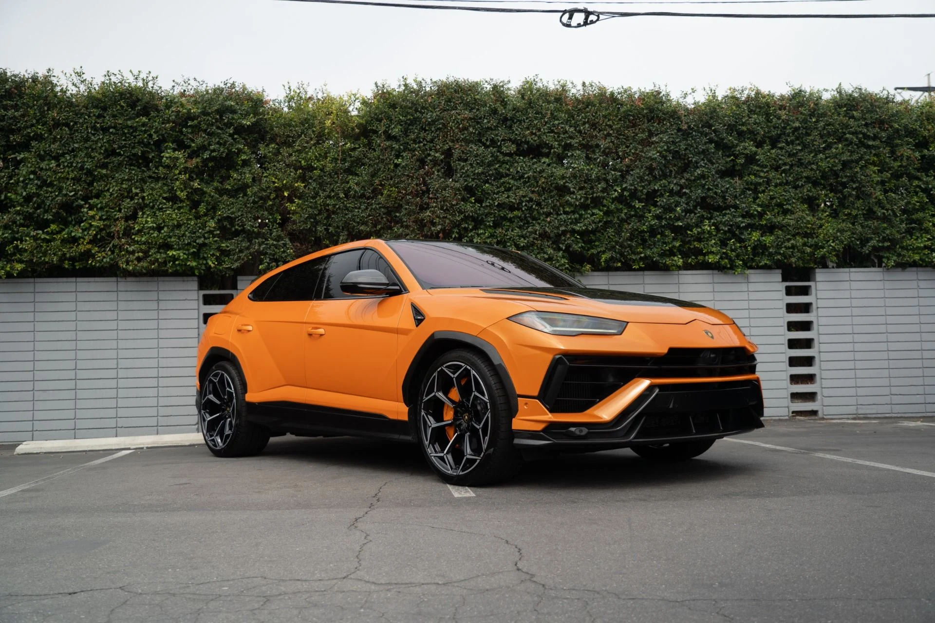 mph021_3519878947_Used_2022_Lamborghini_Urus_1755127635_8bbb4c24fb