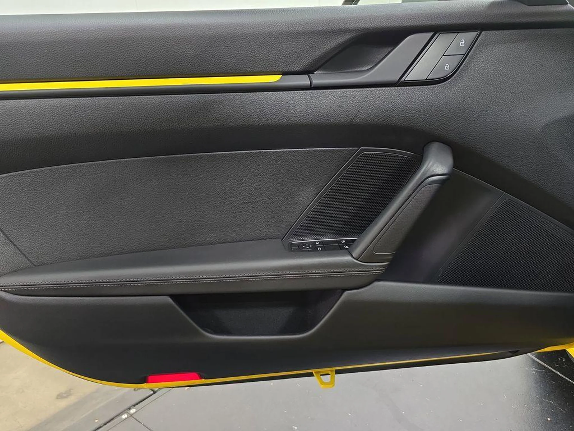 mph021_3522634341_R_S_Ax_Sm_Ex_VN_Yt_Nv_PS_Pd_Pw6t_V0o_E_440aa102b7