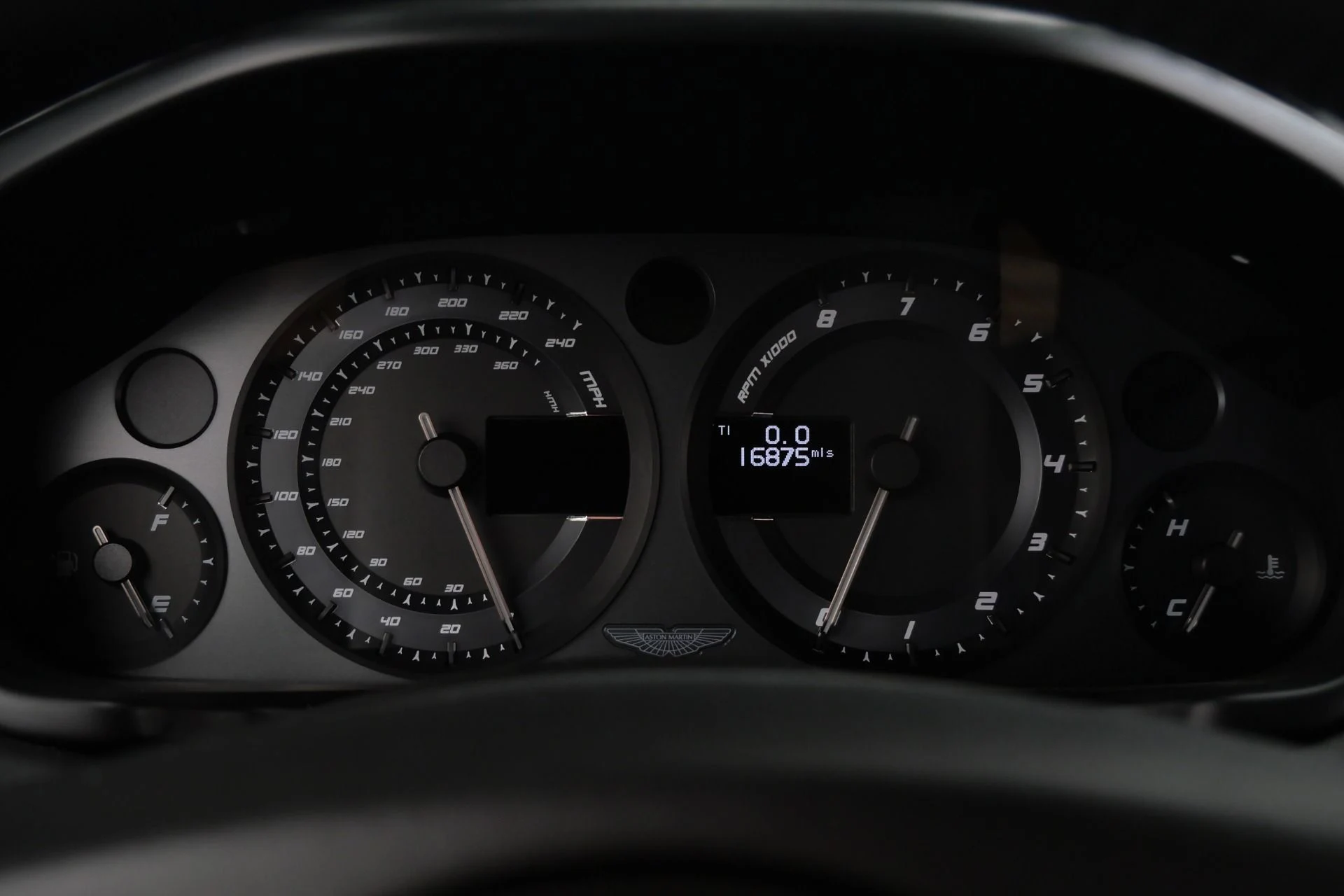 mph021_3523924683_Used_2014_Aston_Martin_Vanquish_AML_Color_V12_Power_Awesome_Sound_1781289634_8c7ff21389