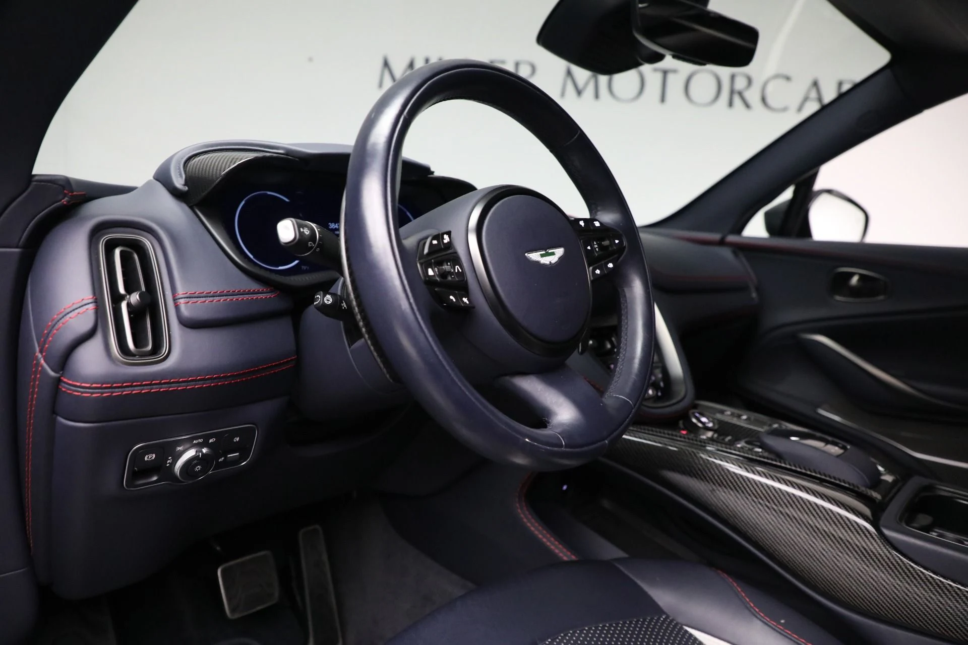 mph021_3527516245_Used_2023_Aston_Martin_DBX_707_a272da2ed9