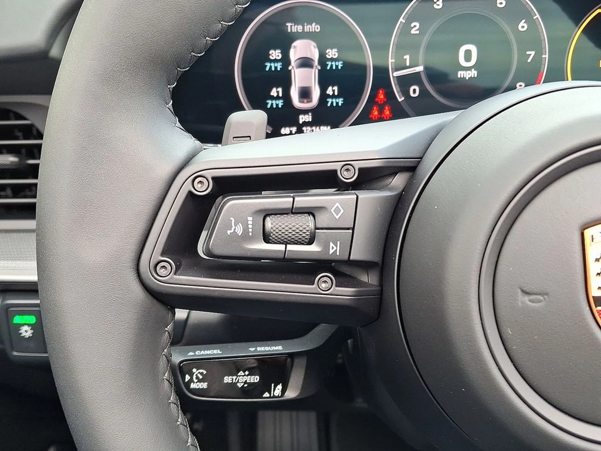 mph021_3528054025_d957c71485dd6af2adbe009f1872e29bx_77d5335163