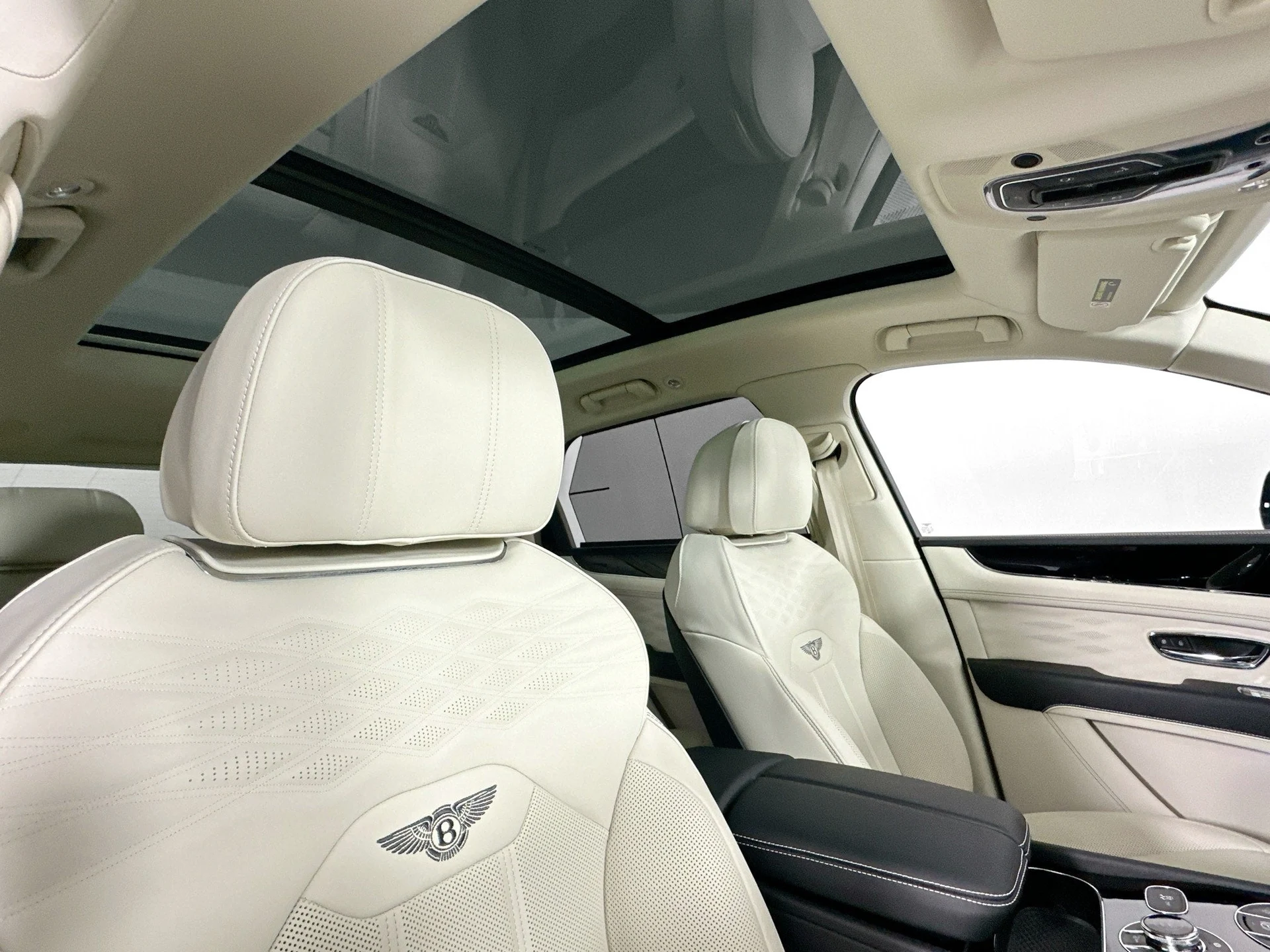 mph021_353414590_22_f08119a7a8