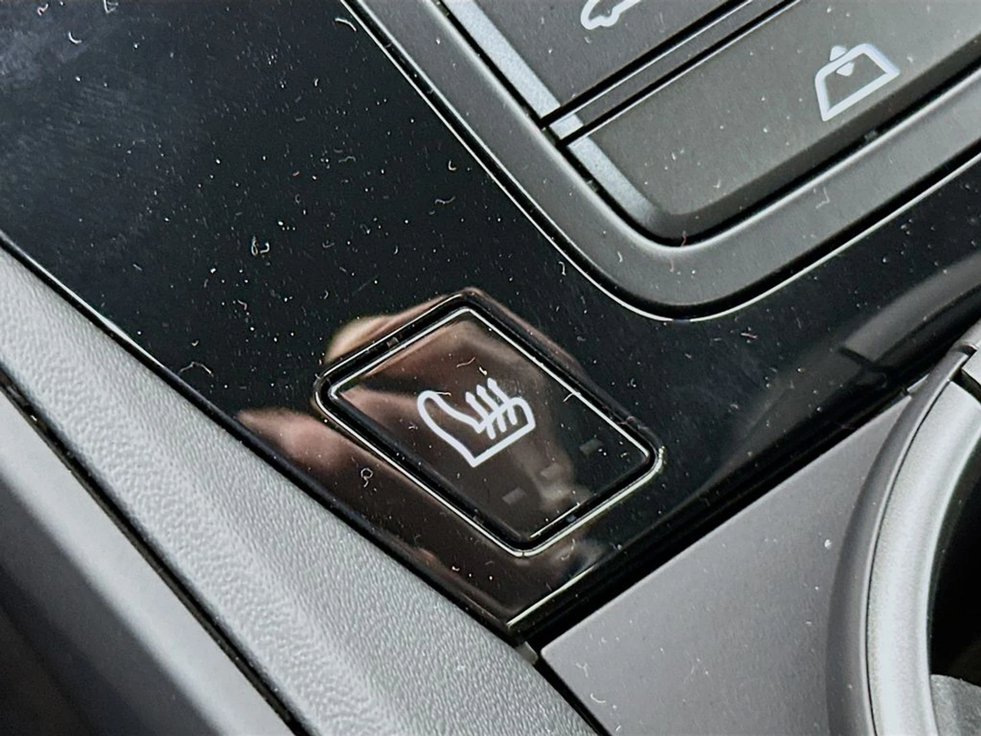 mph021_3536175751_79ed345178d4659158a9d271e8d2fcacx_1f92f425f6